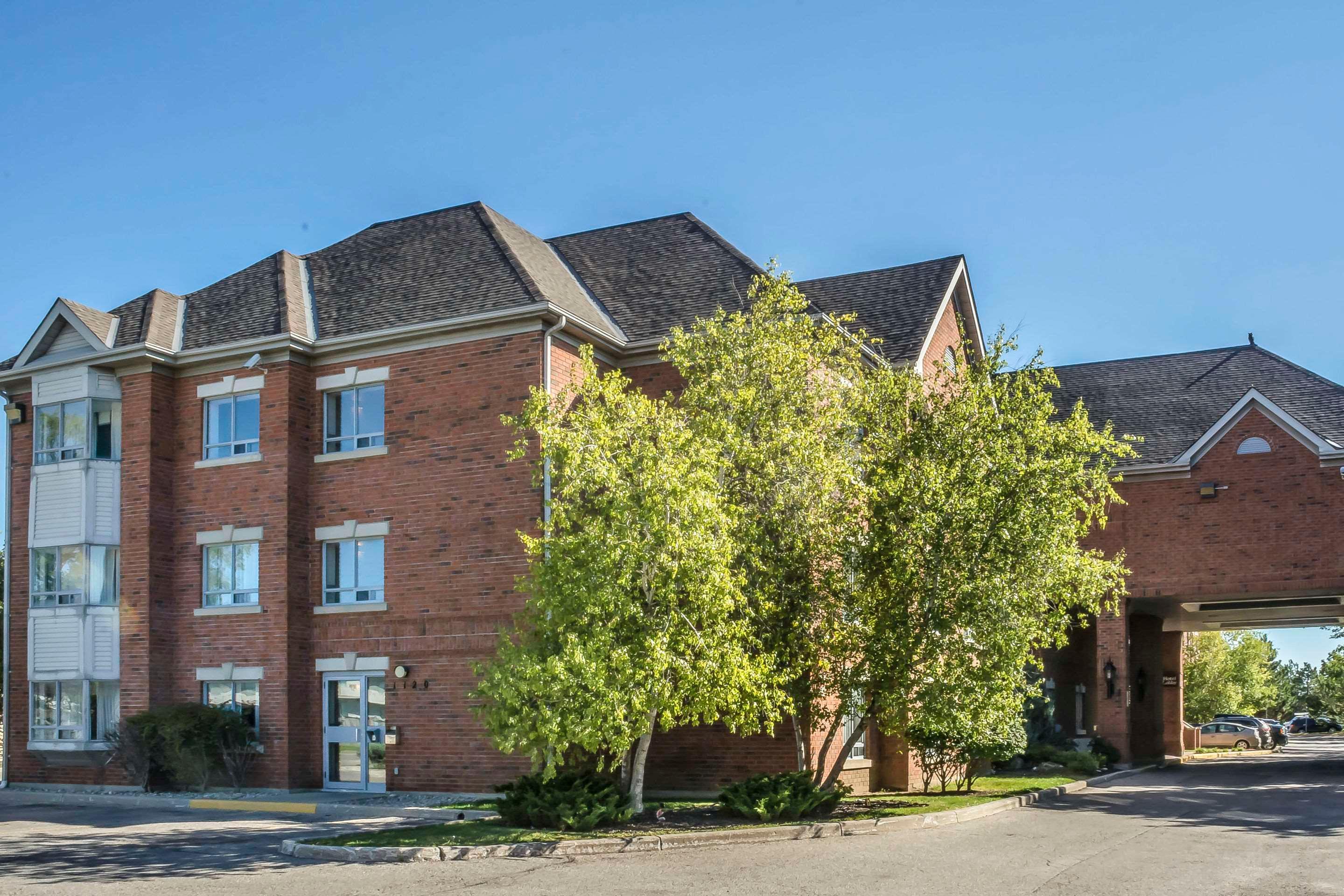 Vista Exterior Comfort Suites London