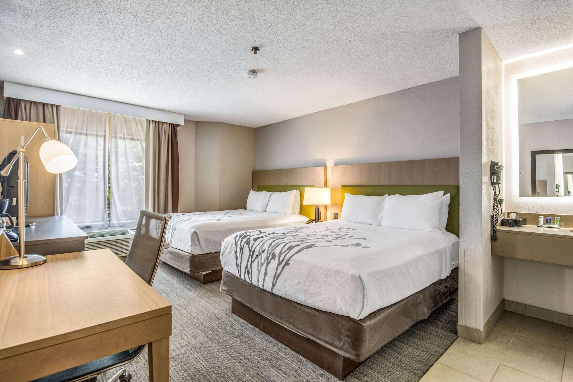 Varios Sleep Inn Fort Mill near Carowinds Blvd