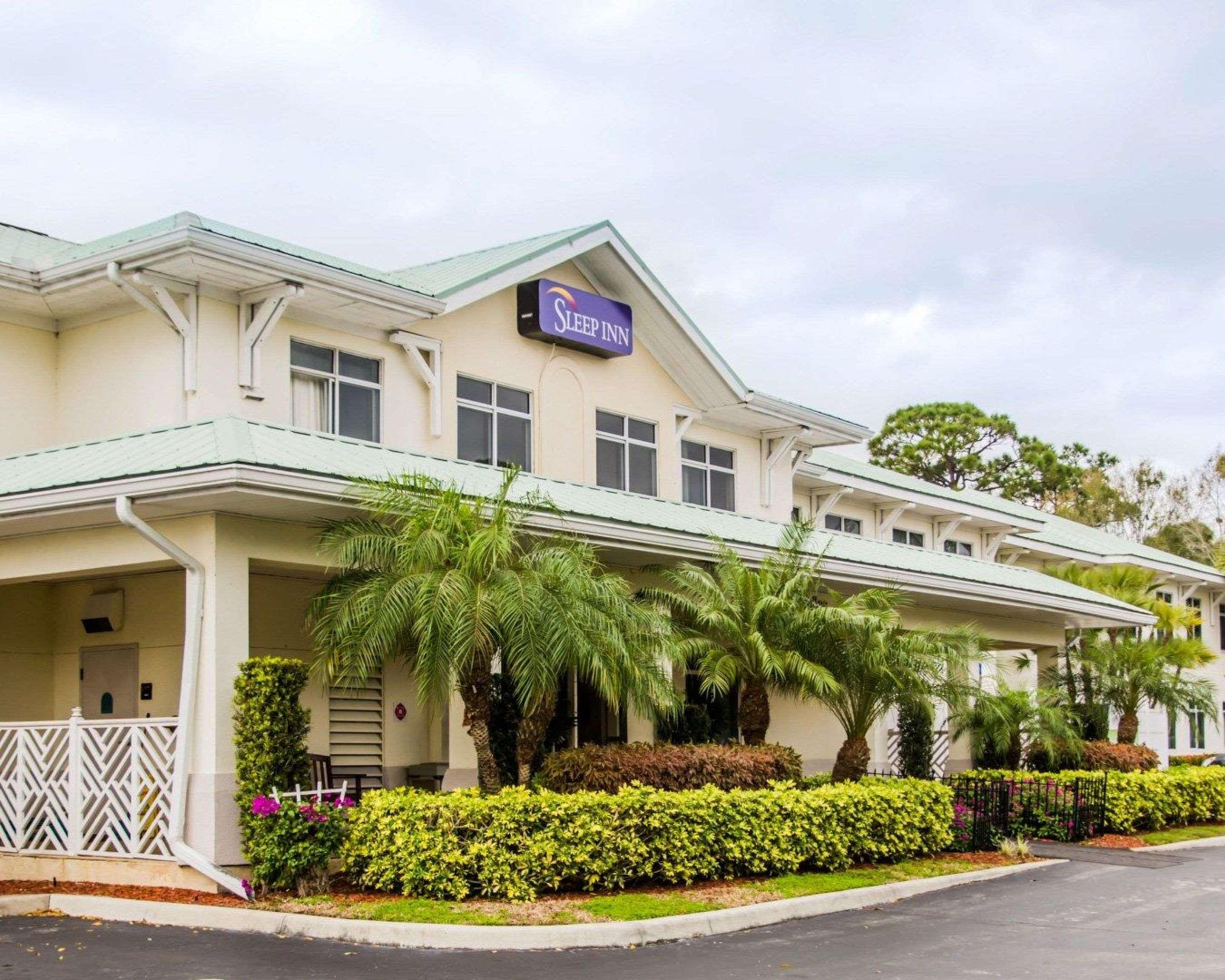 Vista Exterior Sleep Inn Port St. Lucie at PGA Village
