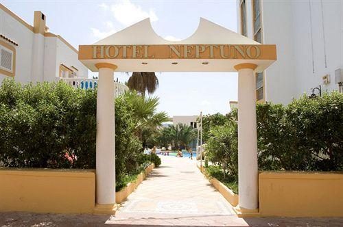 Hotel Neptuno by null