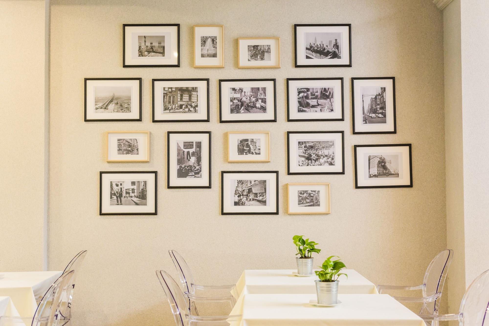 Restaurant Manhattan Business Hotel TTDI