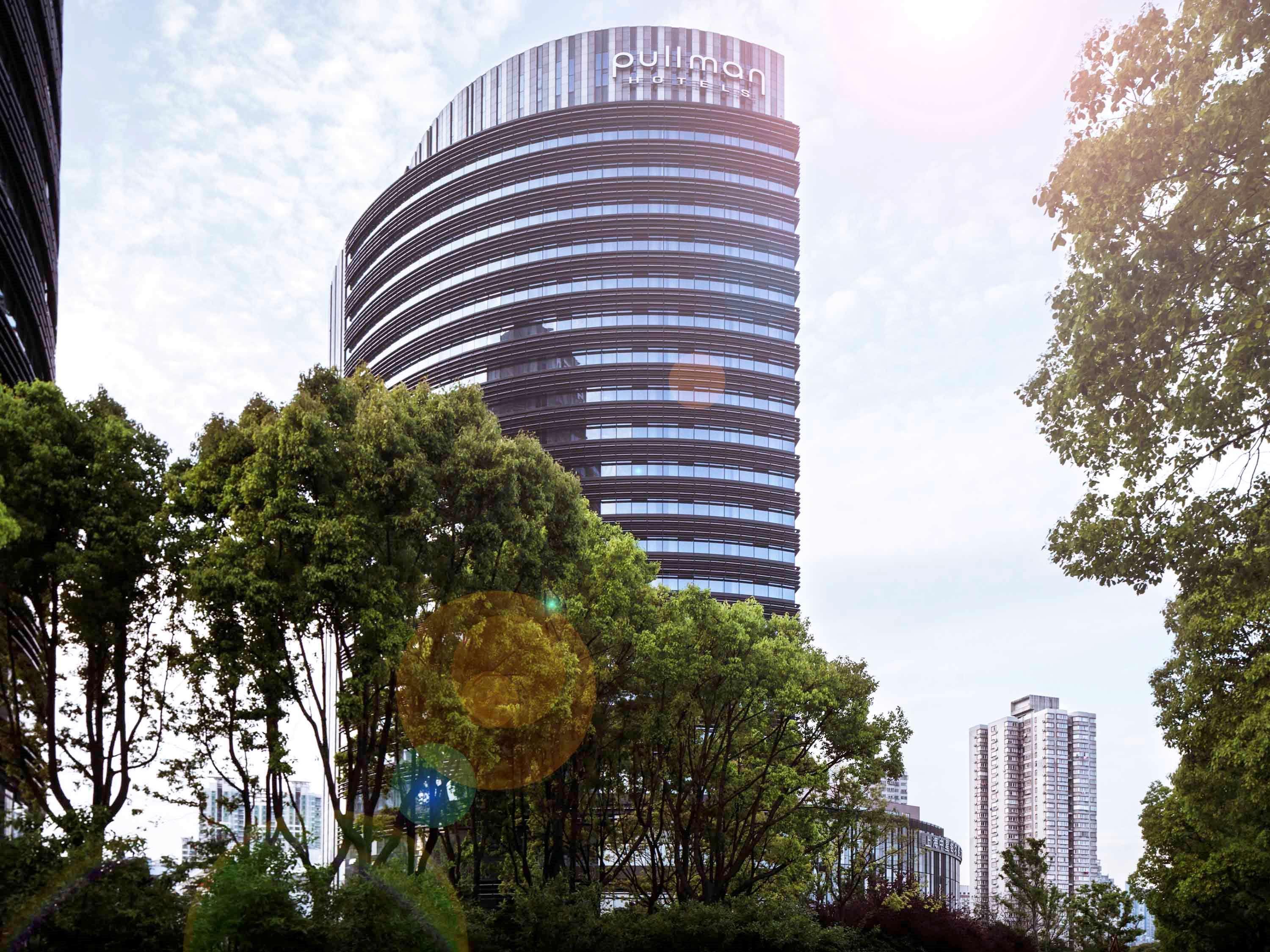 Vista Exterior Pullman Shanghai Xuhui