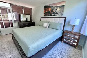 Alquiler Vacacional - Spacious 6-bedroom Chalet Vista al Mar with AC in Aguadilla