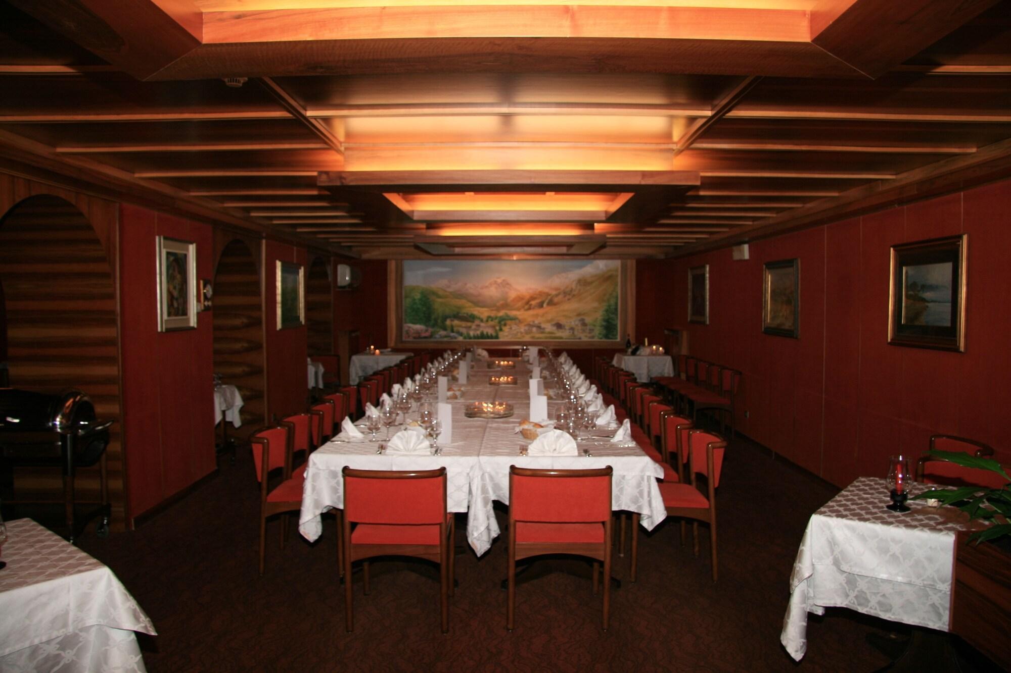 Restaurant Hotel Emet