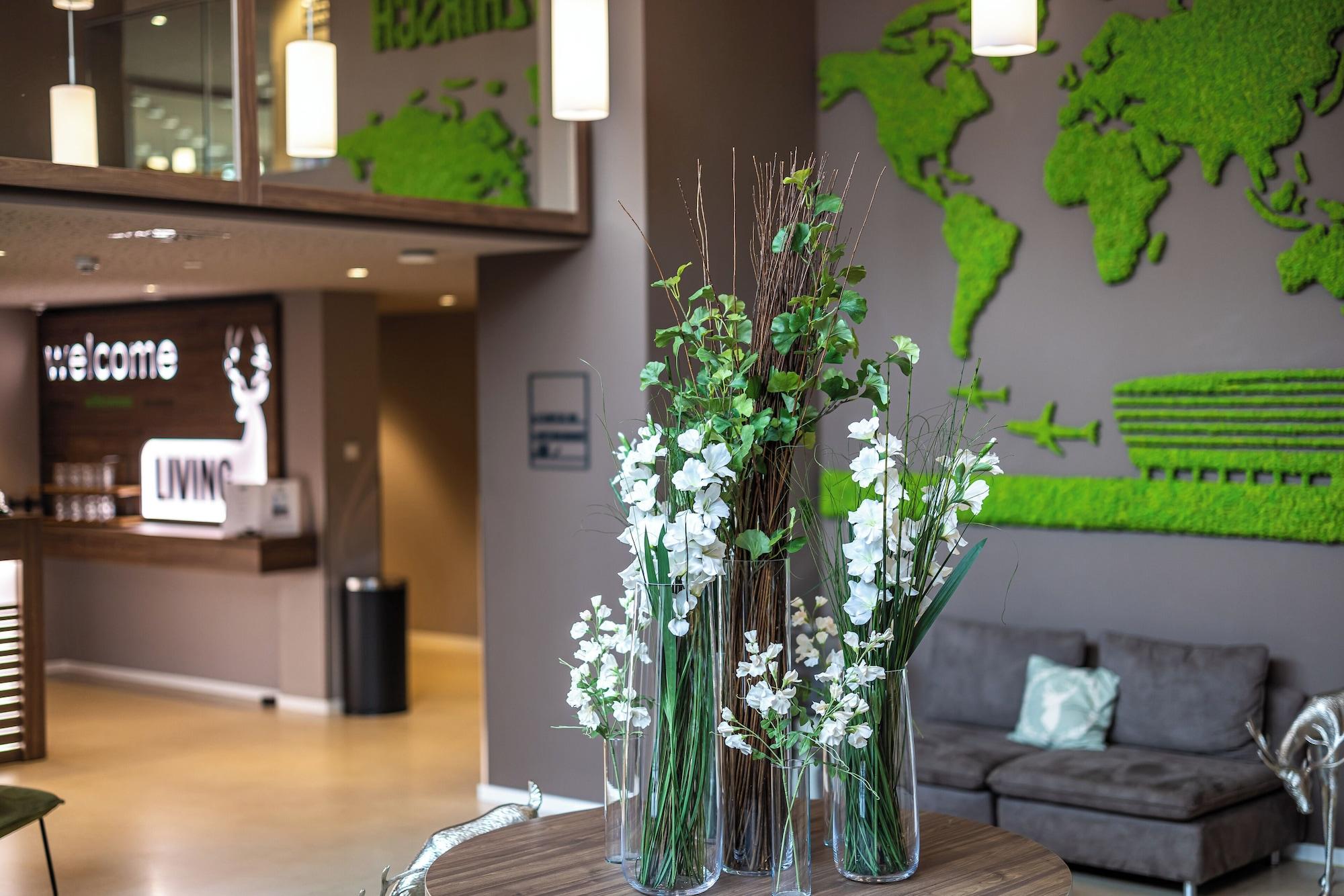 Vista Lobby Platzhirsch Living Hotel