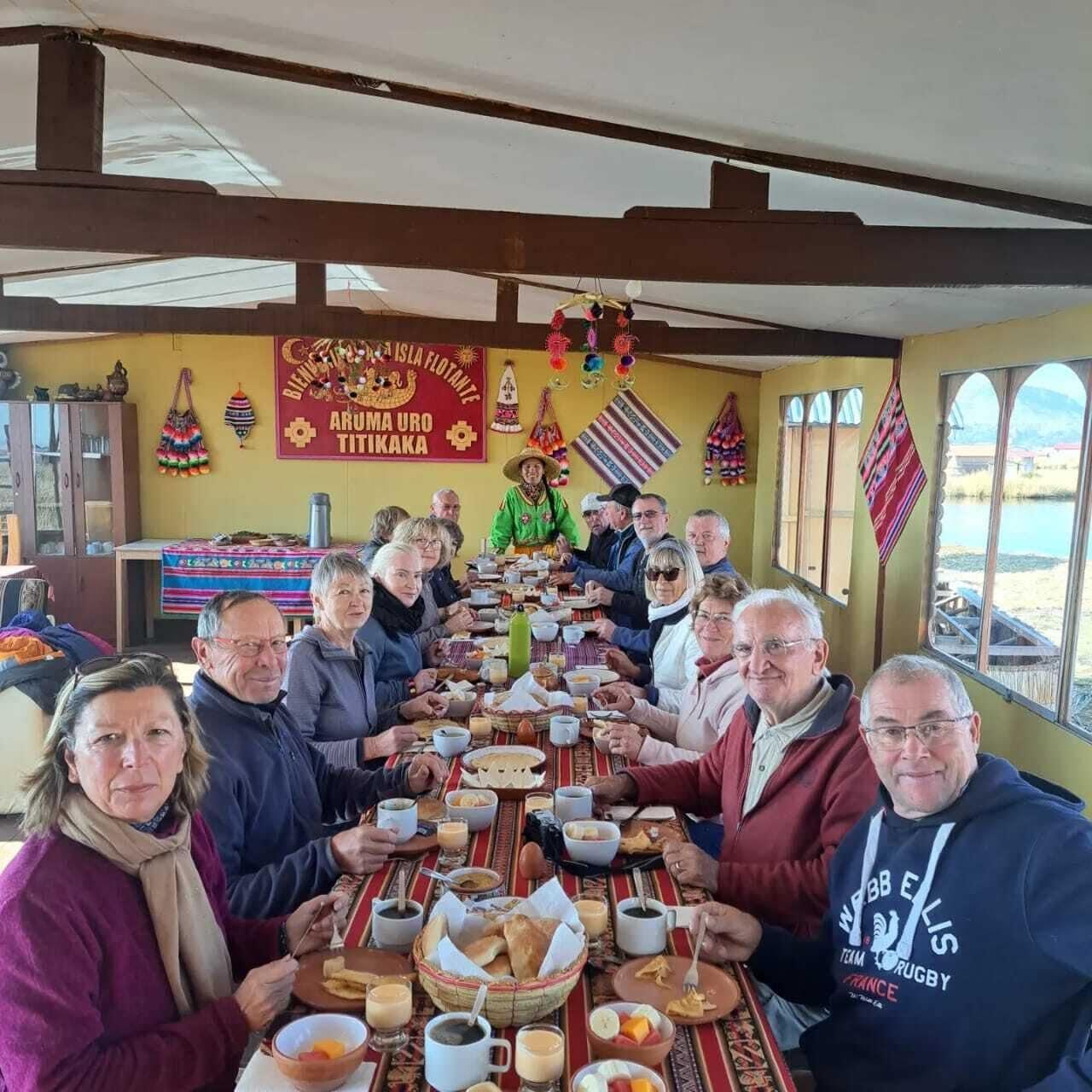Restaurant UROS ARUMA URO LODGE