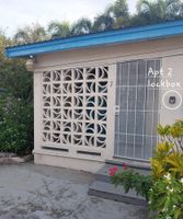 Alquiler Vacacional - Beachside Apartment #2 - steps from the beach!