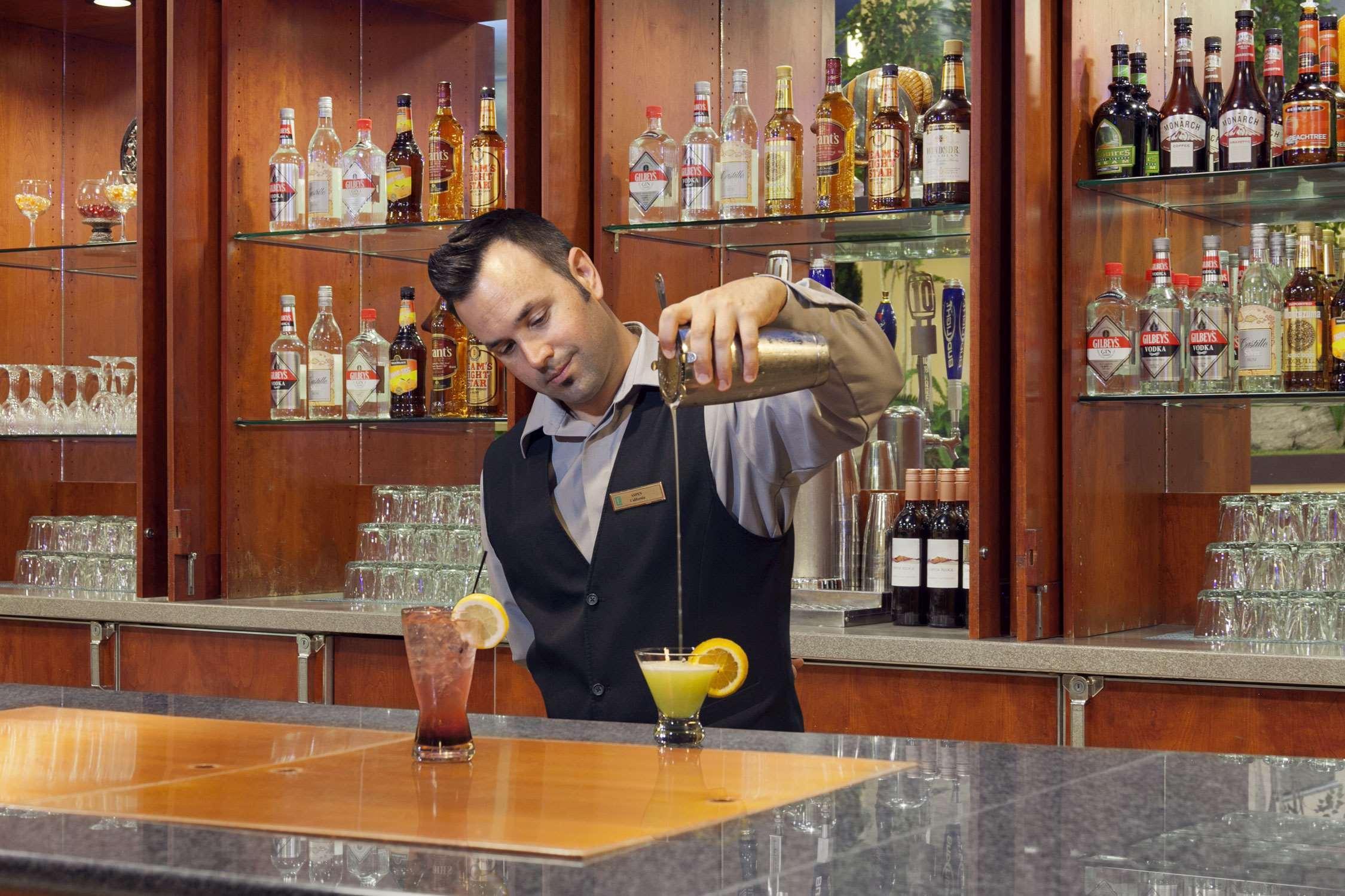 Restaurant Embassy Suites by Hilton Portland Downtown