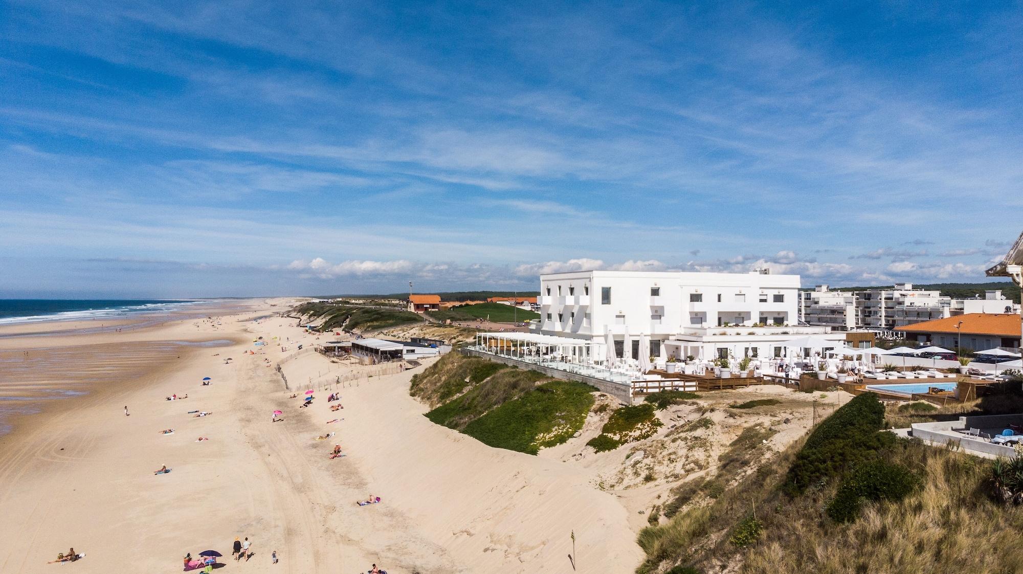 Vista Exterior Le Grand Hotel de la Plage