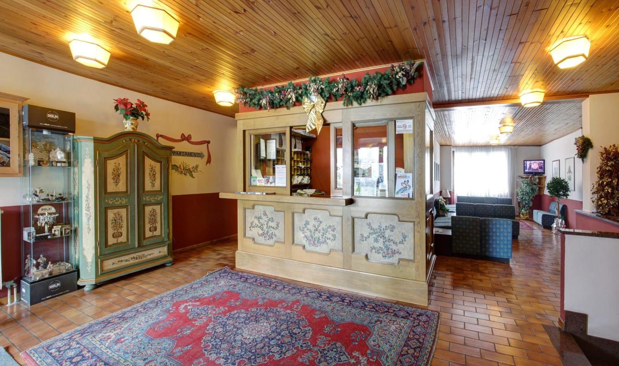 Vista Lobby Alaska