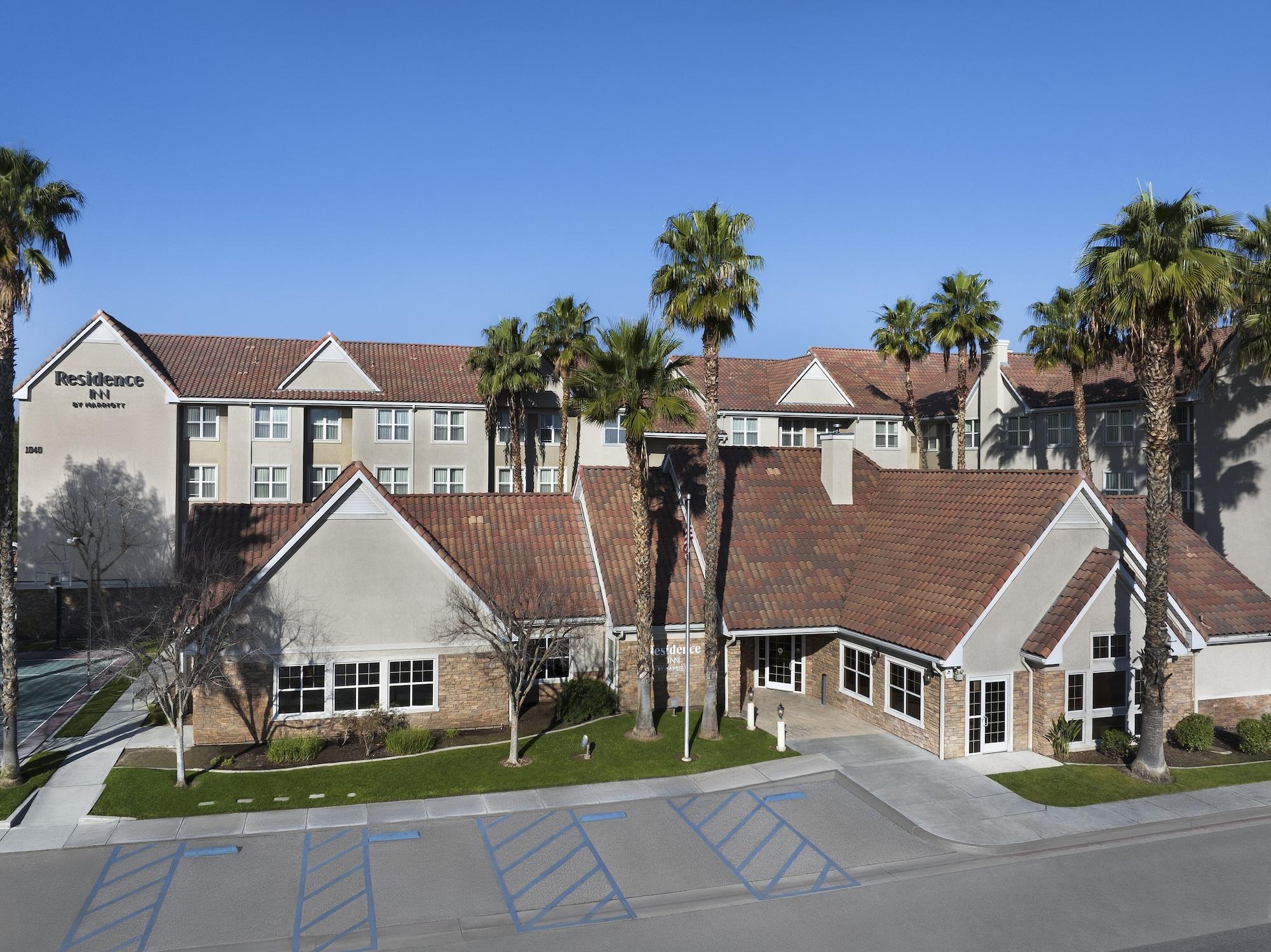 Vista Exterior Residence Inn by Marriott San Bernardino