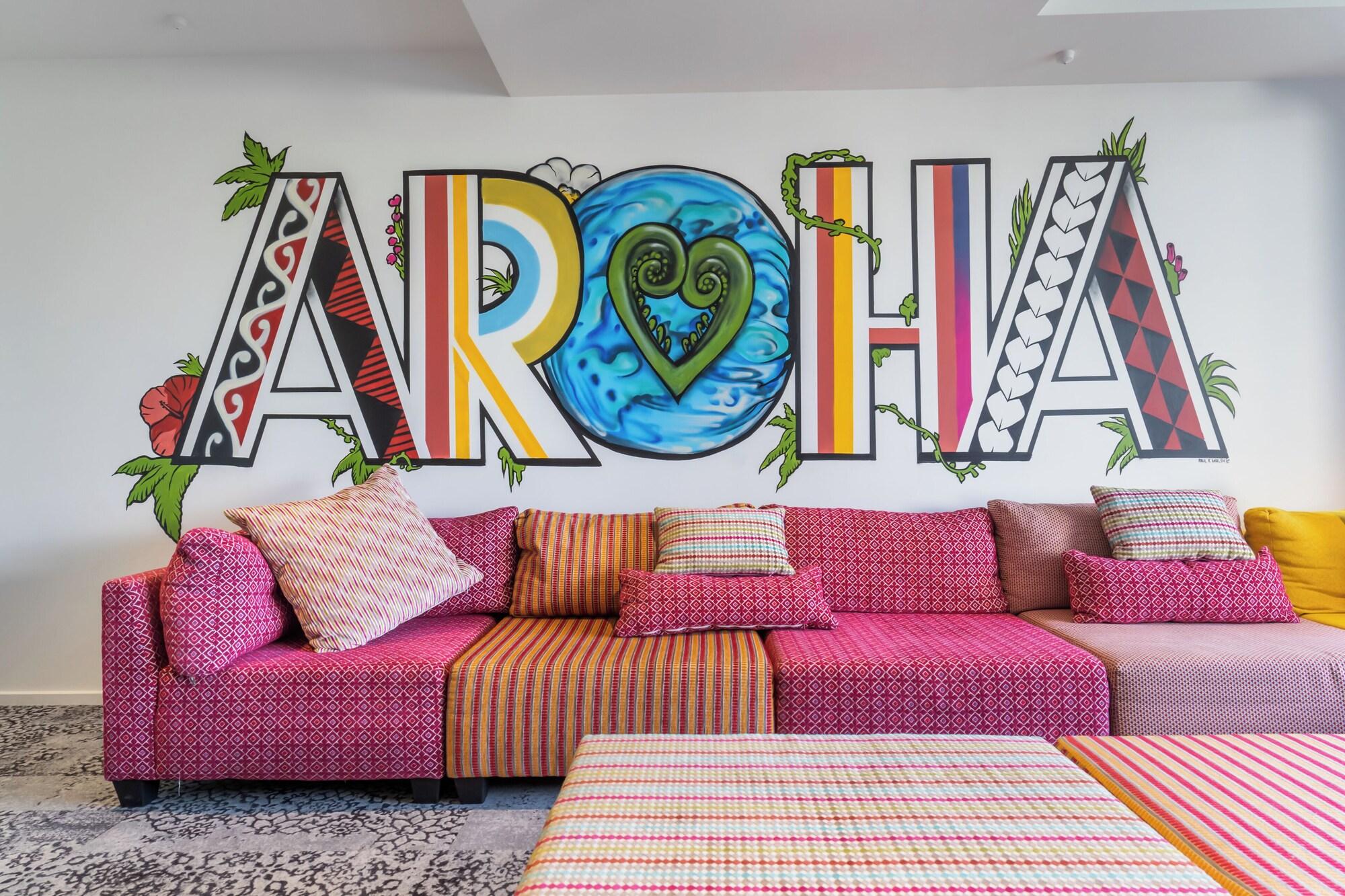 Vista Lobby Roomie Apartment Hotel