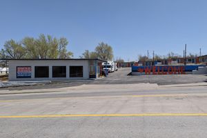 Alojamiento - Canadian Inn