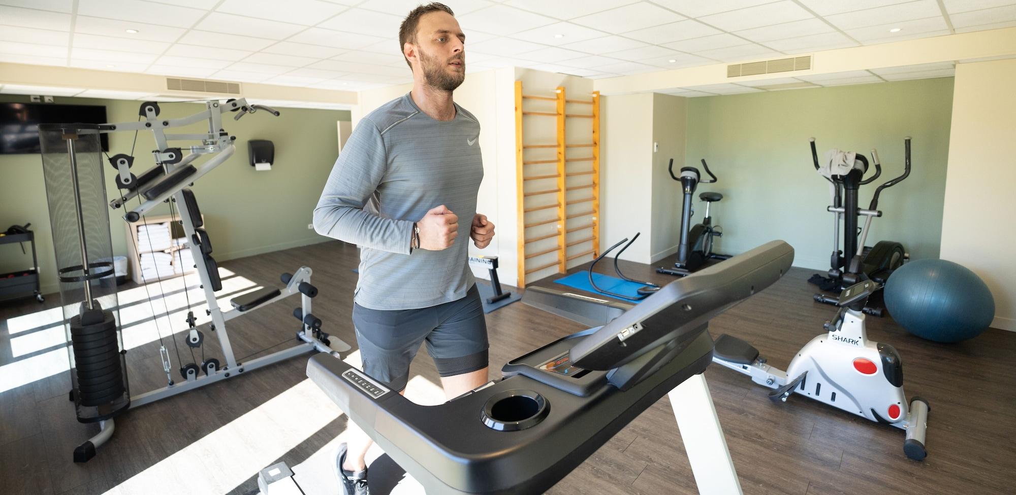 Gimnasio Hôtel Mount Ventùri - Restaurant Acampa