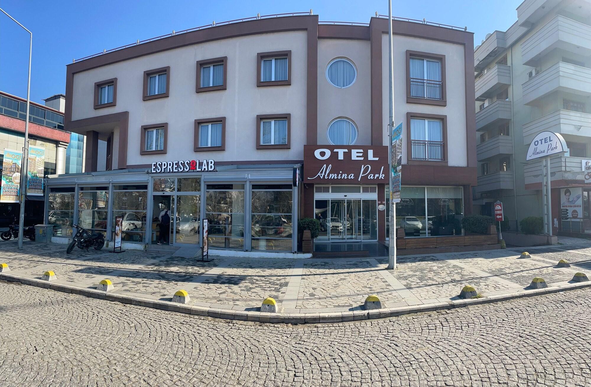 Varios Hotel Almina Park