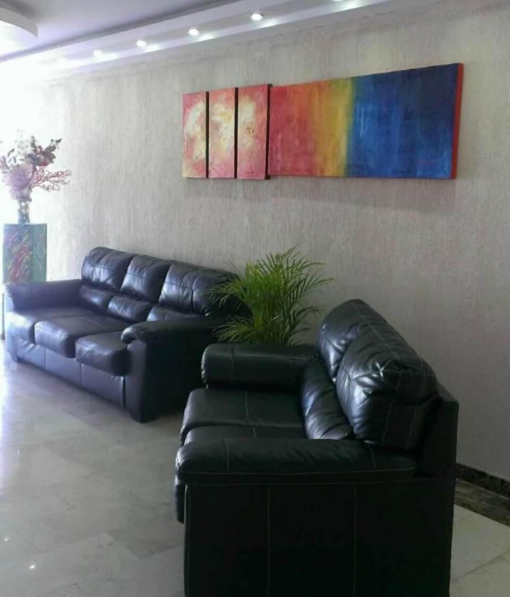 Vista Lobby Hotel Aventura Suites