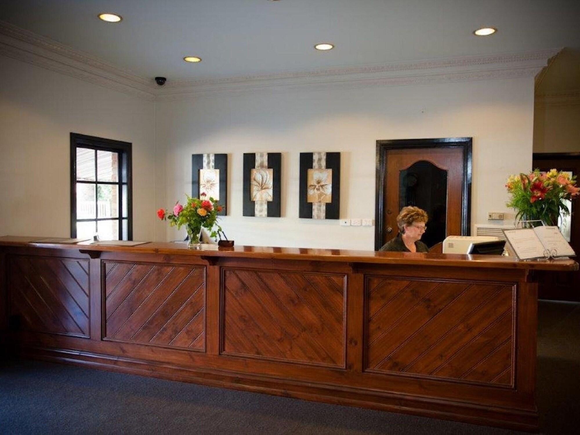 Vista Lobby Mercure Port of Echuca