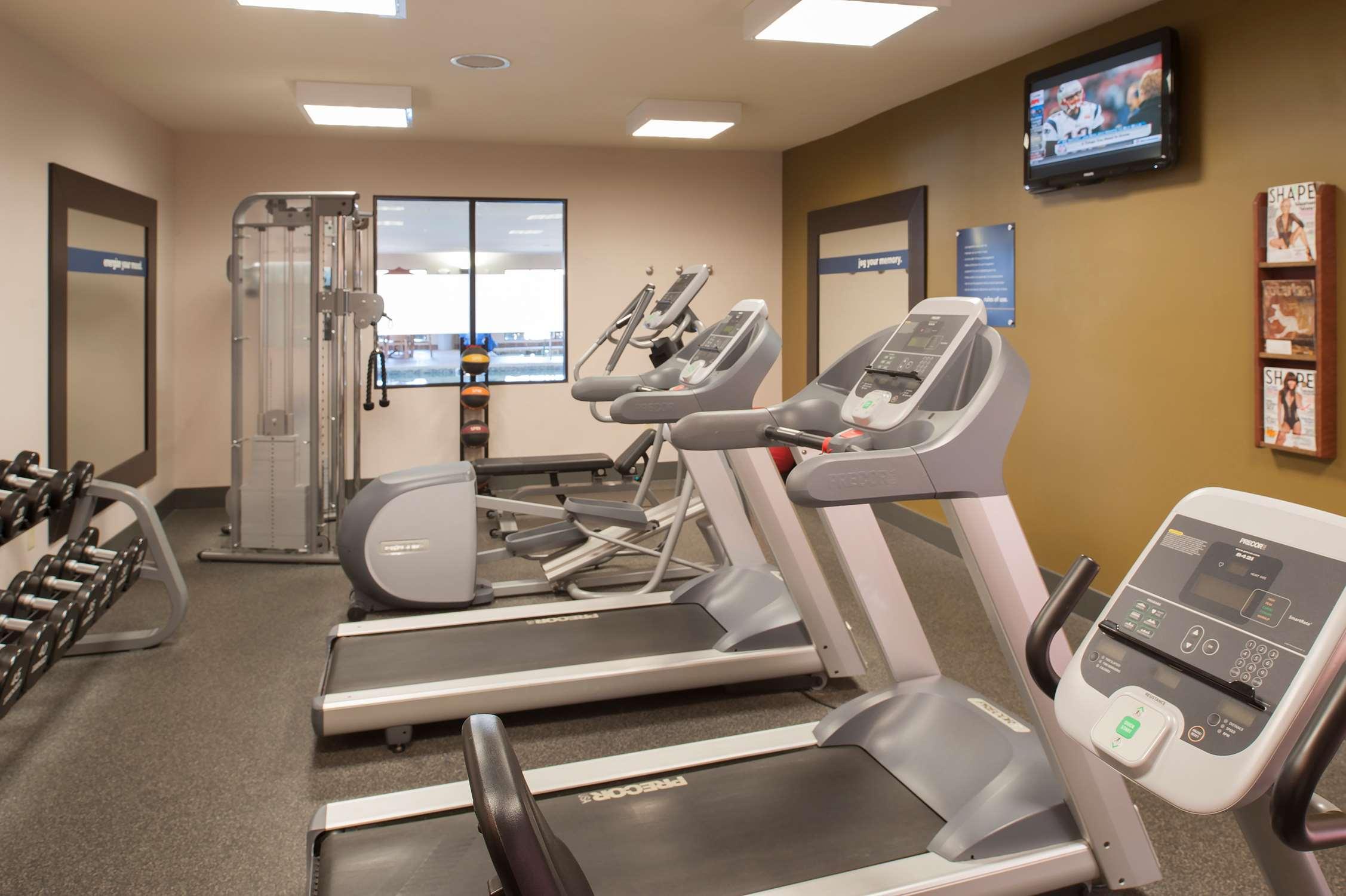 Gimnasio Hampton Inn Macomb