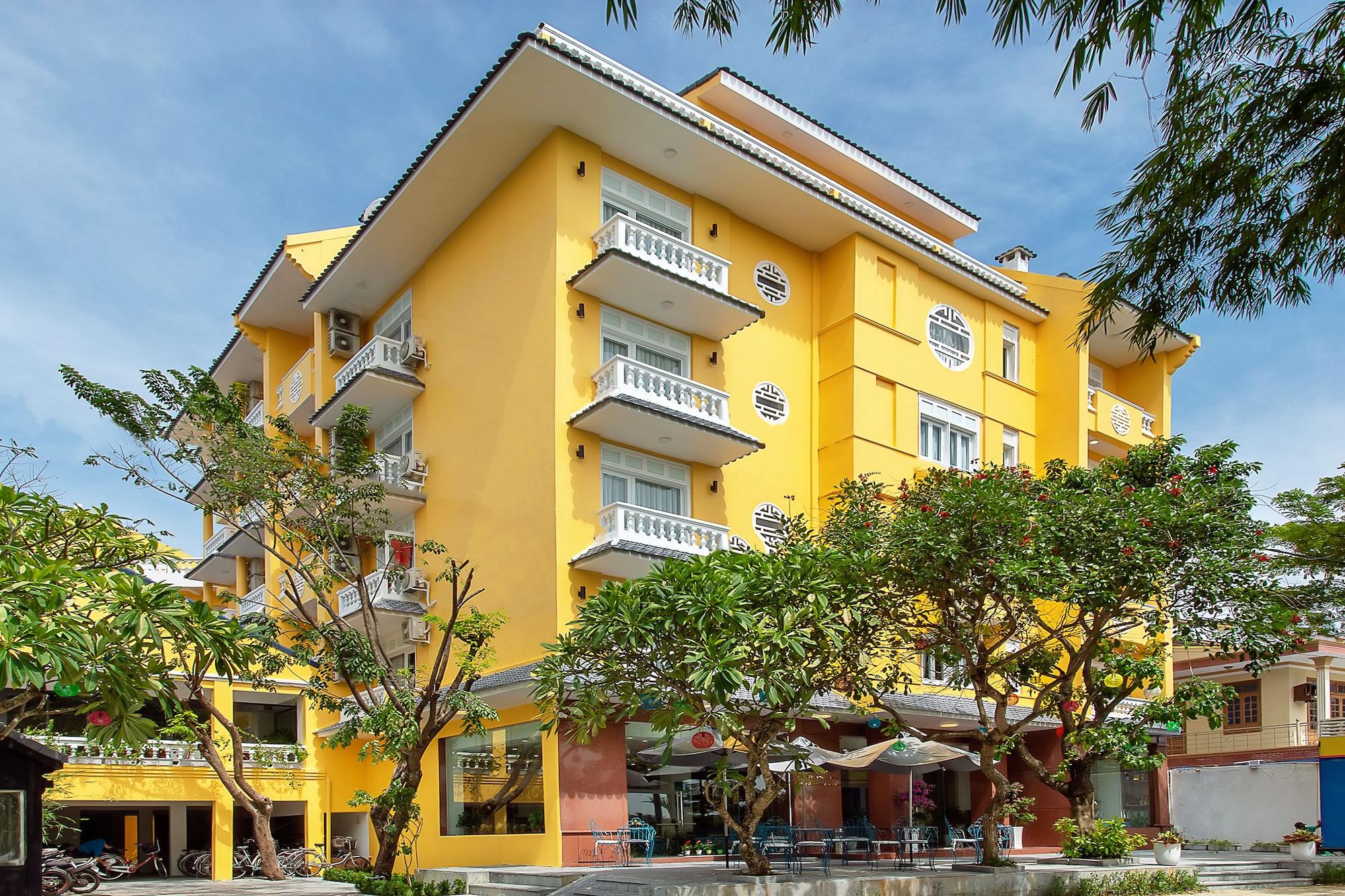 Vista Exterior Aurora Riverside Hotel and Spa