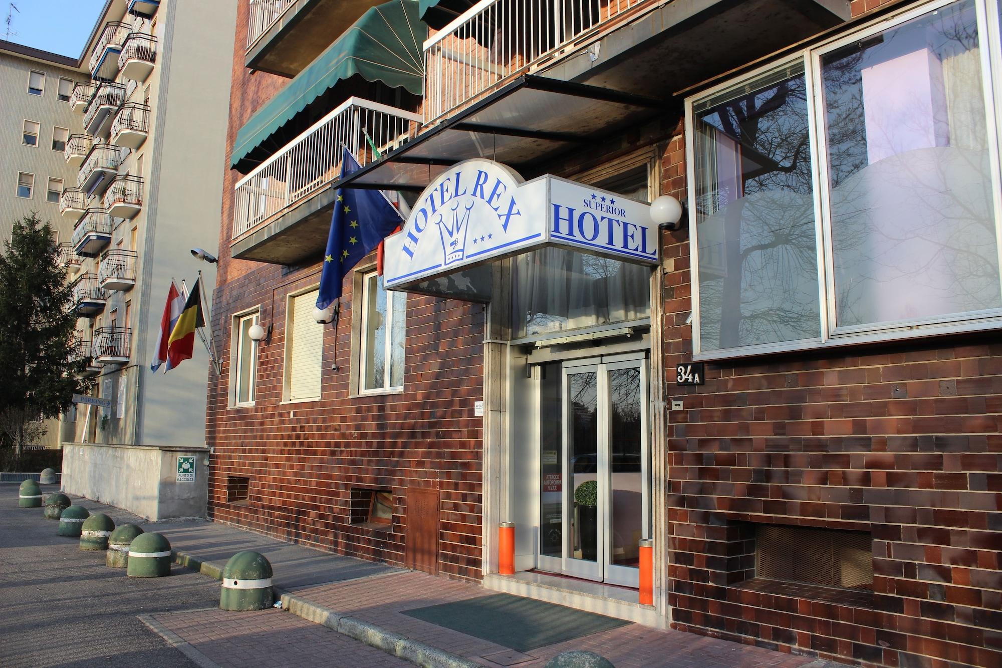 Vista Exterior Hotel Rex Milano