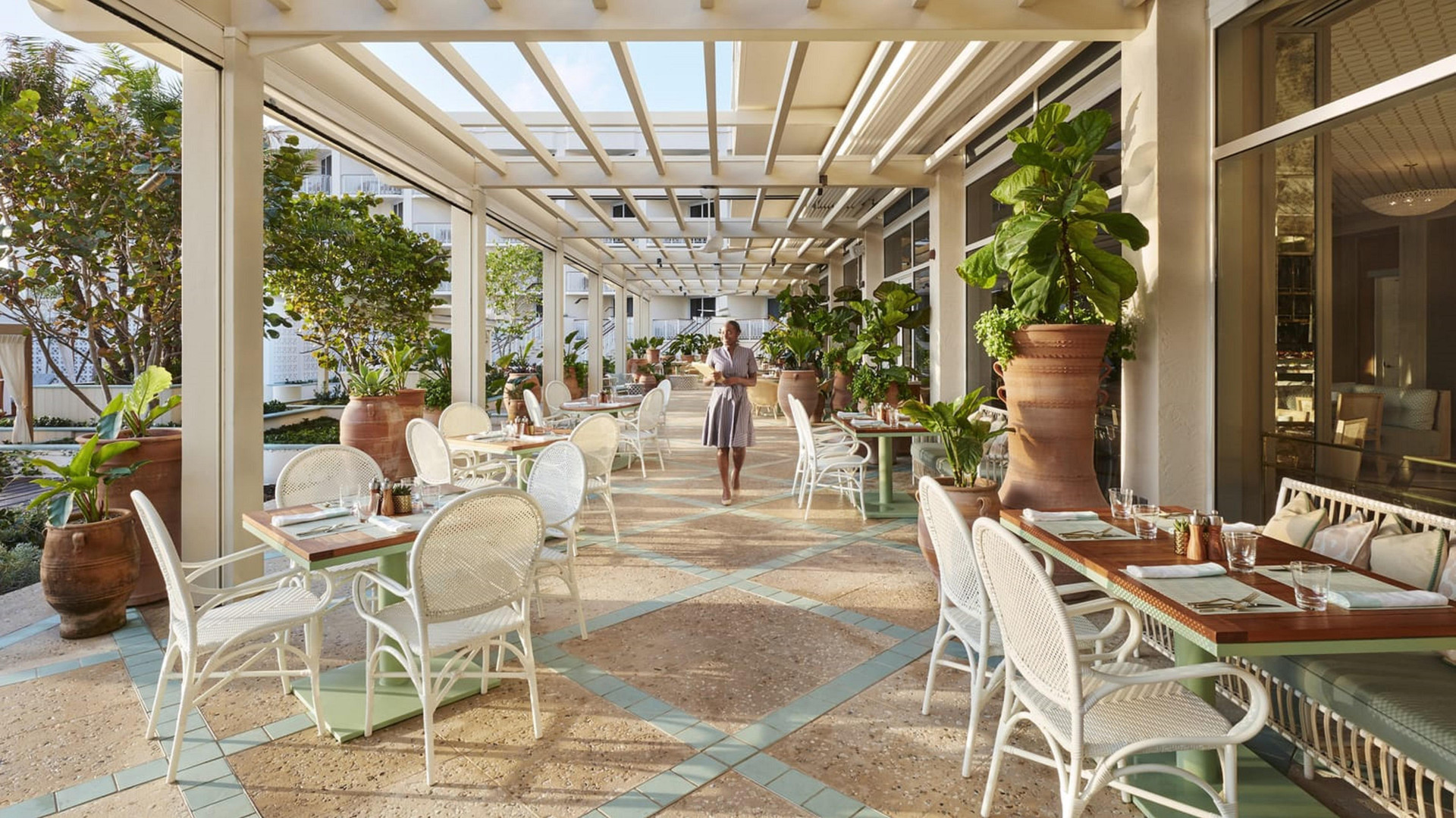 Vista Exterior Four Seasons Resort Palm Beach