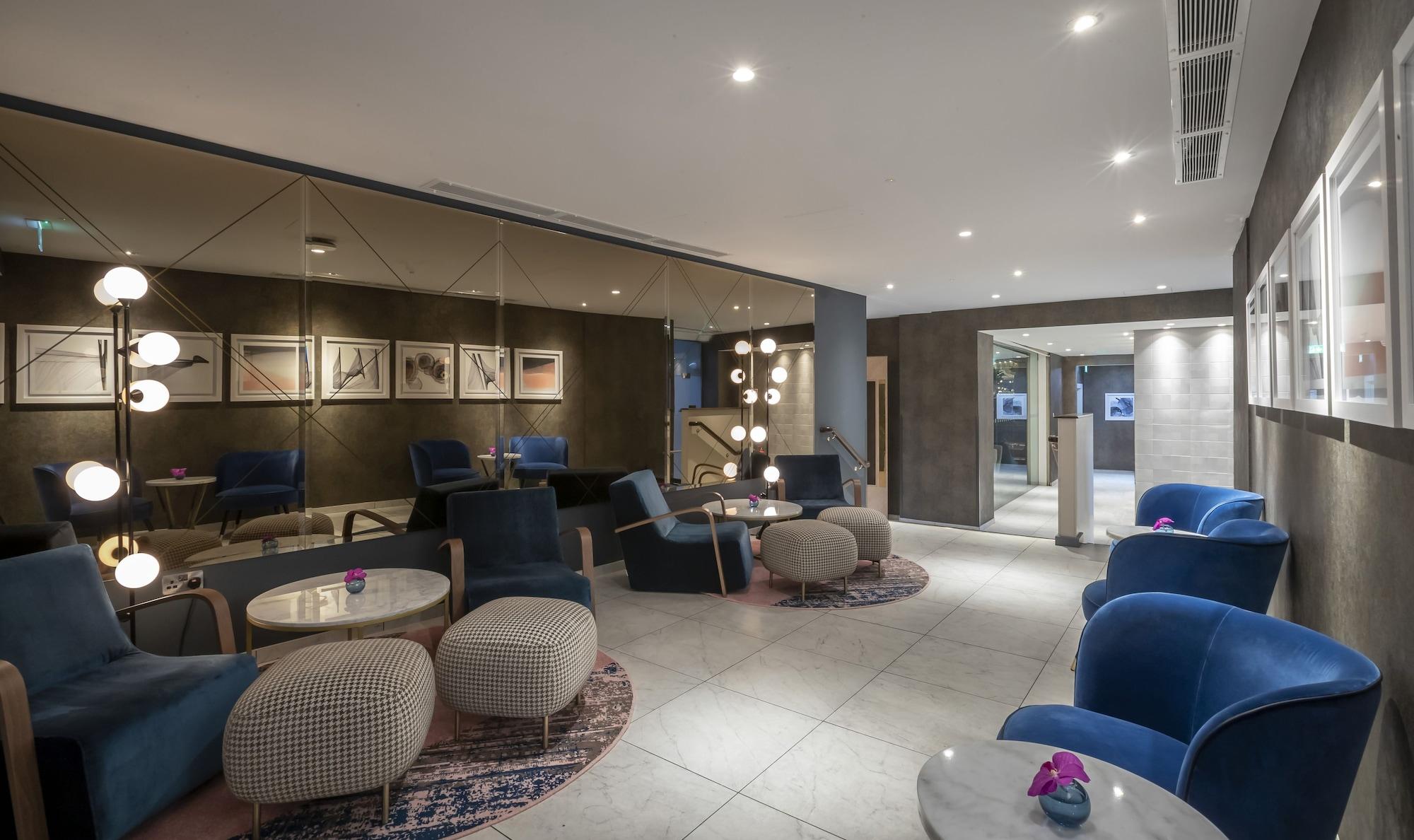 Vista Lobby The Morgan Hotel