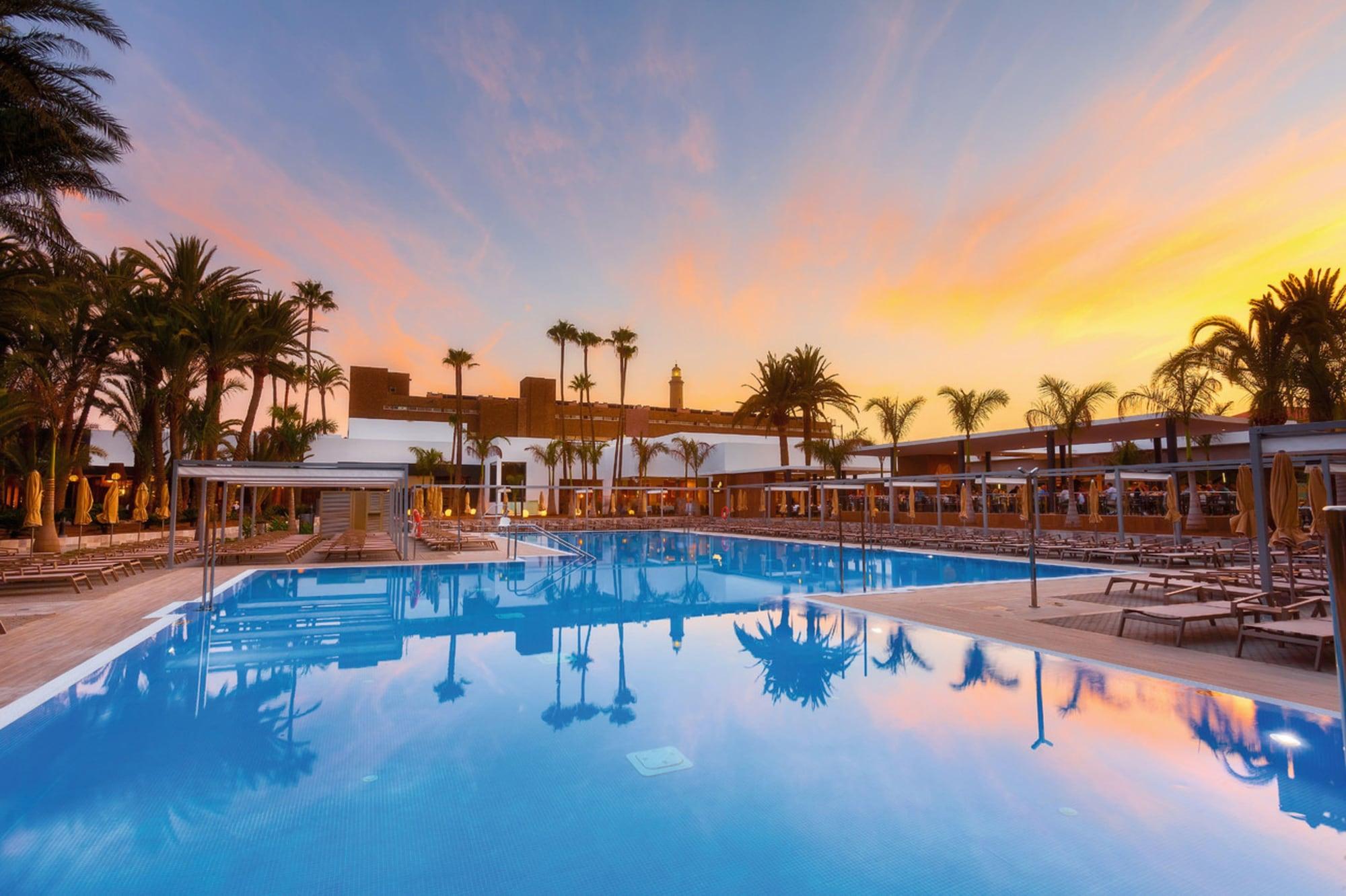 Vista Piscina Hotel Riu Palace Oasis