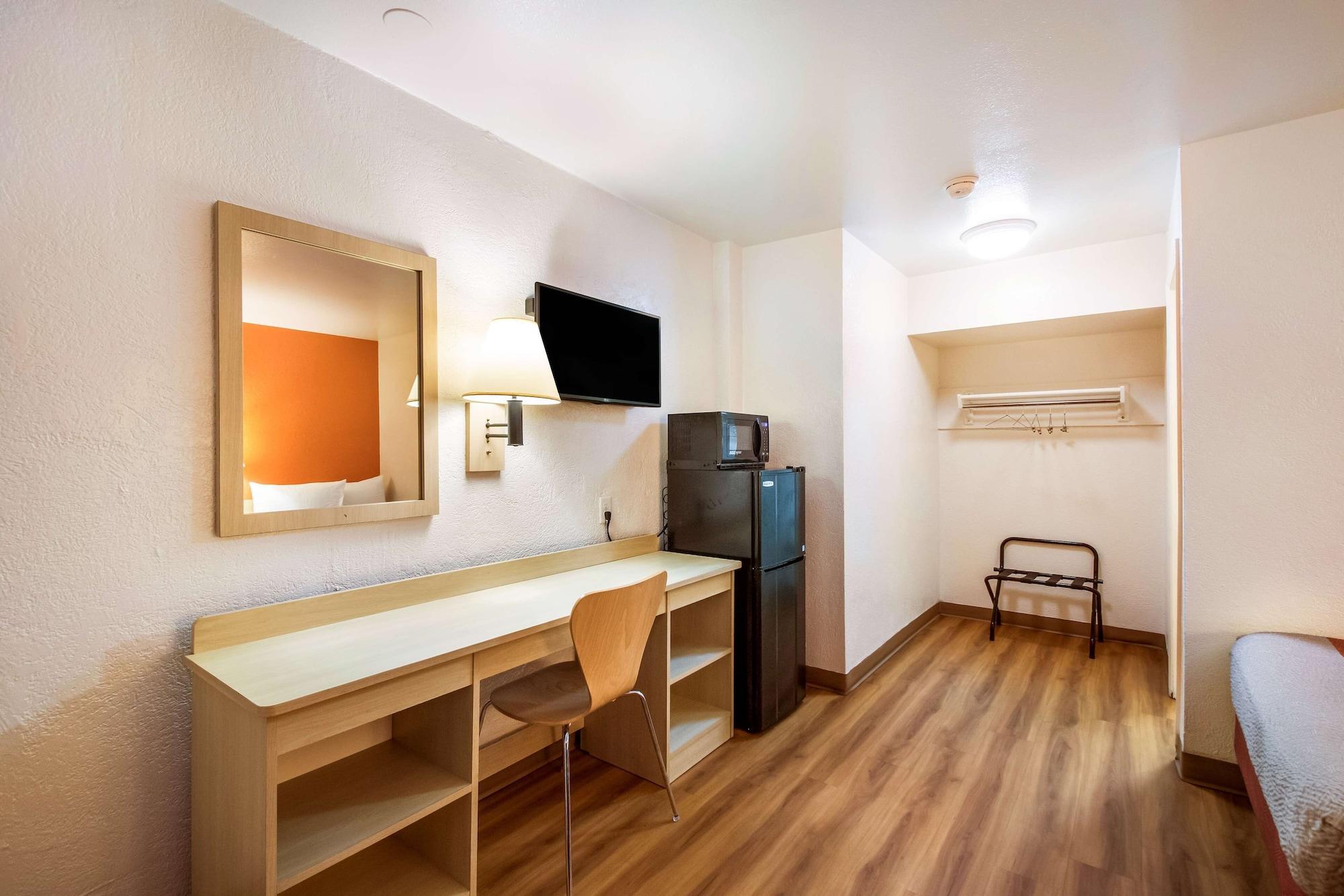 Set de Habitación Motel 6 Youngtown, AZ - Phoenix - Sun City