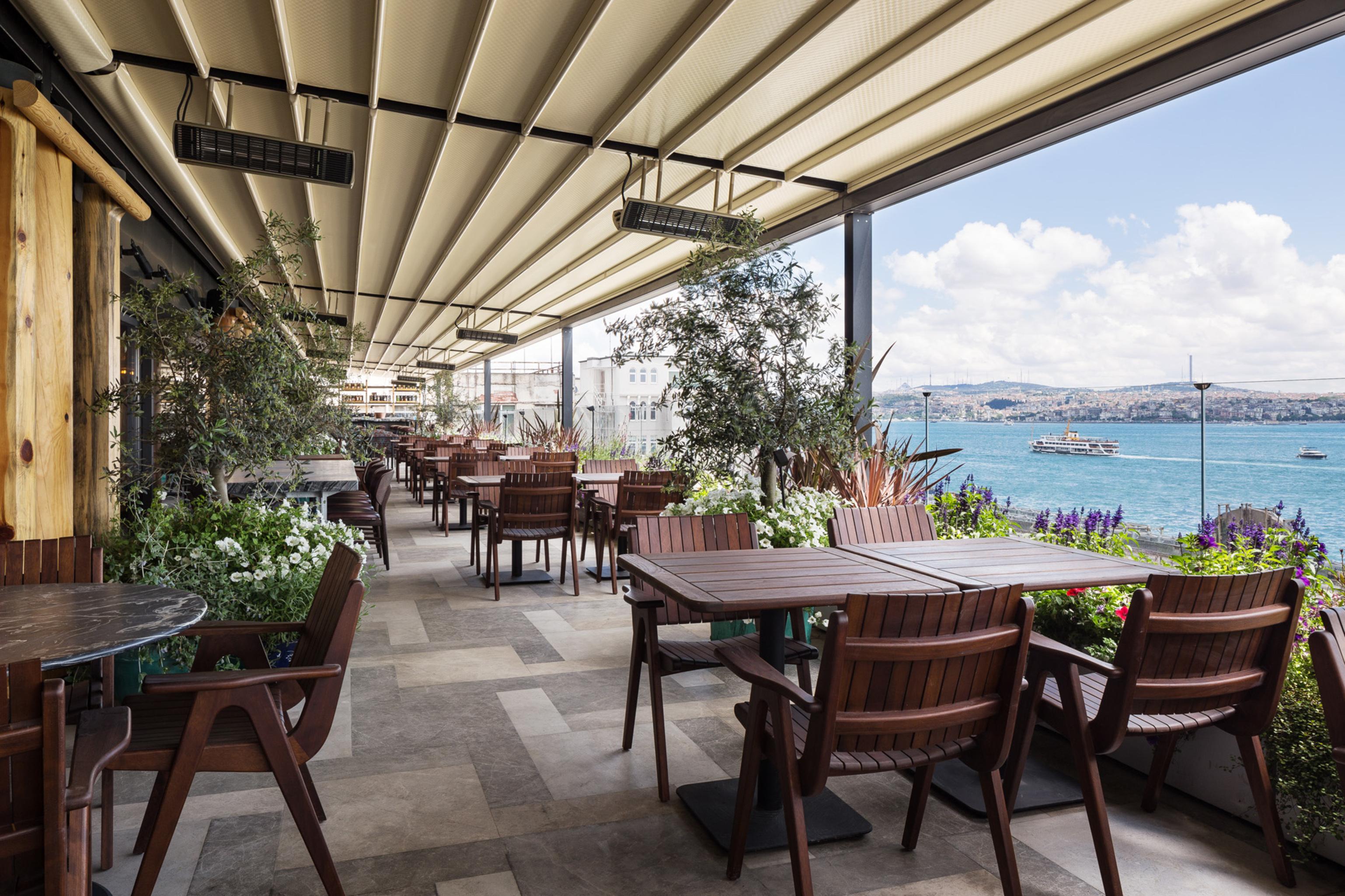 Restaurant Novotel Istanbul Bosphorus