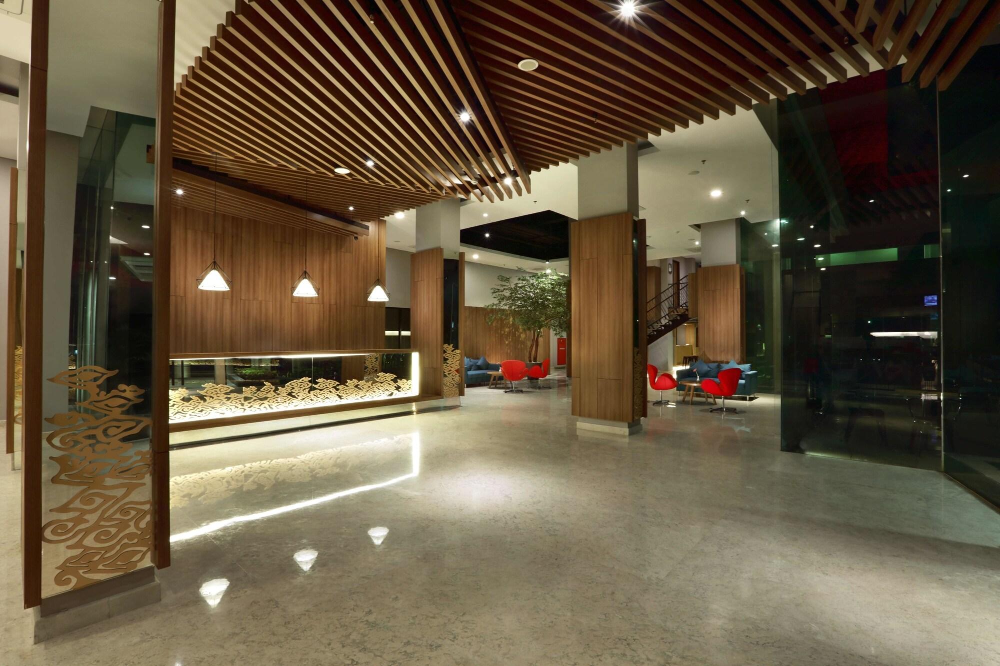 Vista Lobby Grand Cordela Hotel Bandung