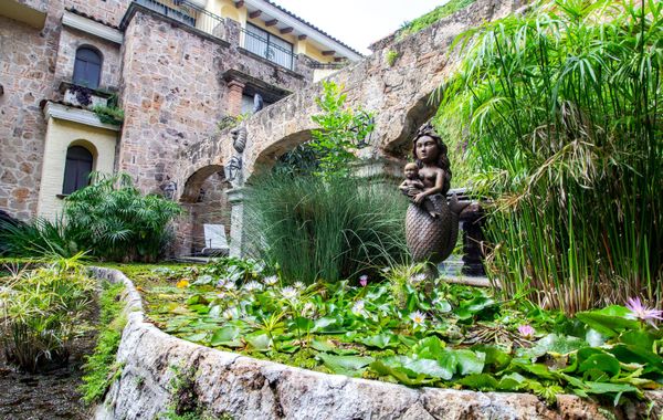 Quinta Real Guadalajara - Hoteles cerca de La Minerva en Guadalajara