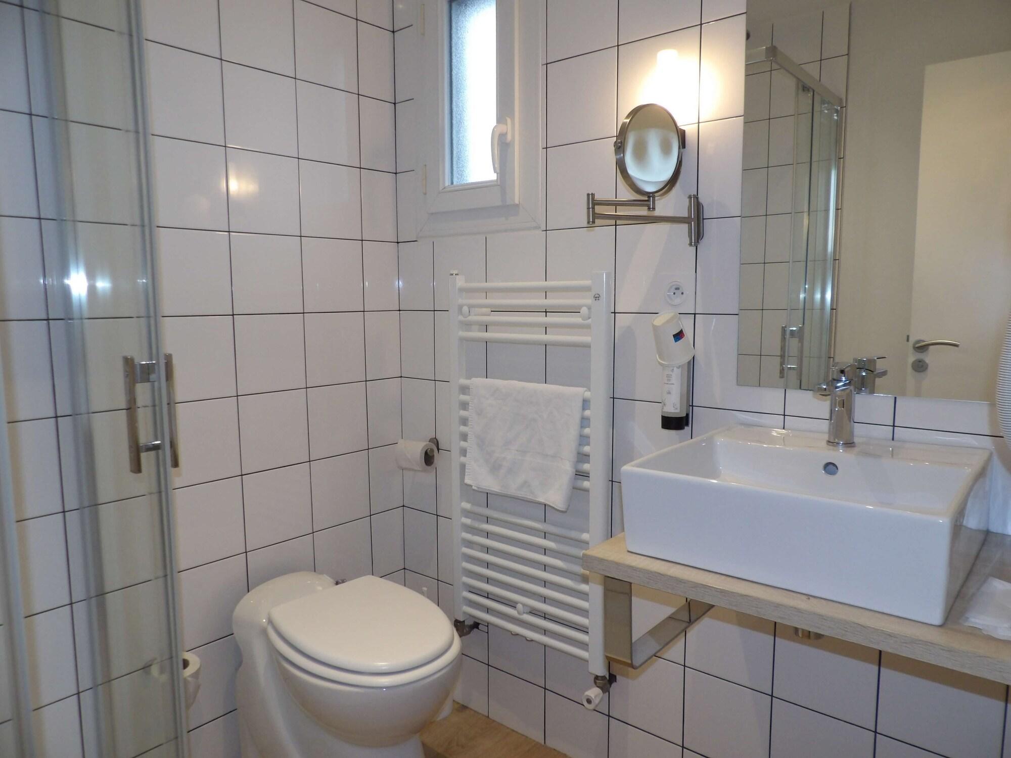 Equipamiento de Habitación Hotel le Broceliande, Sure Hotel Collection by Best Western