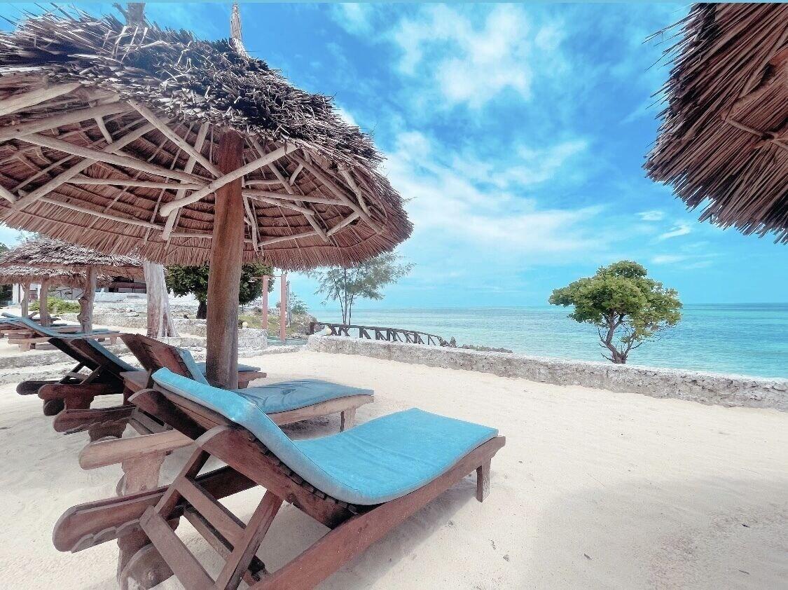 Playa White Star Ocean View Hotel