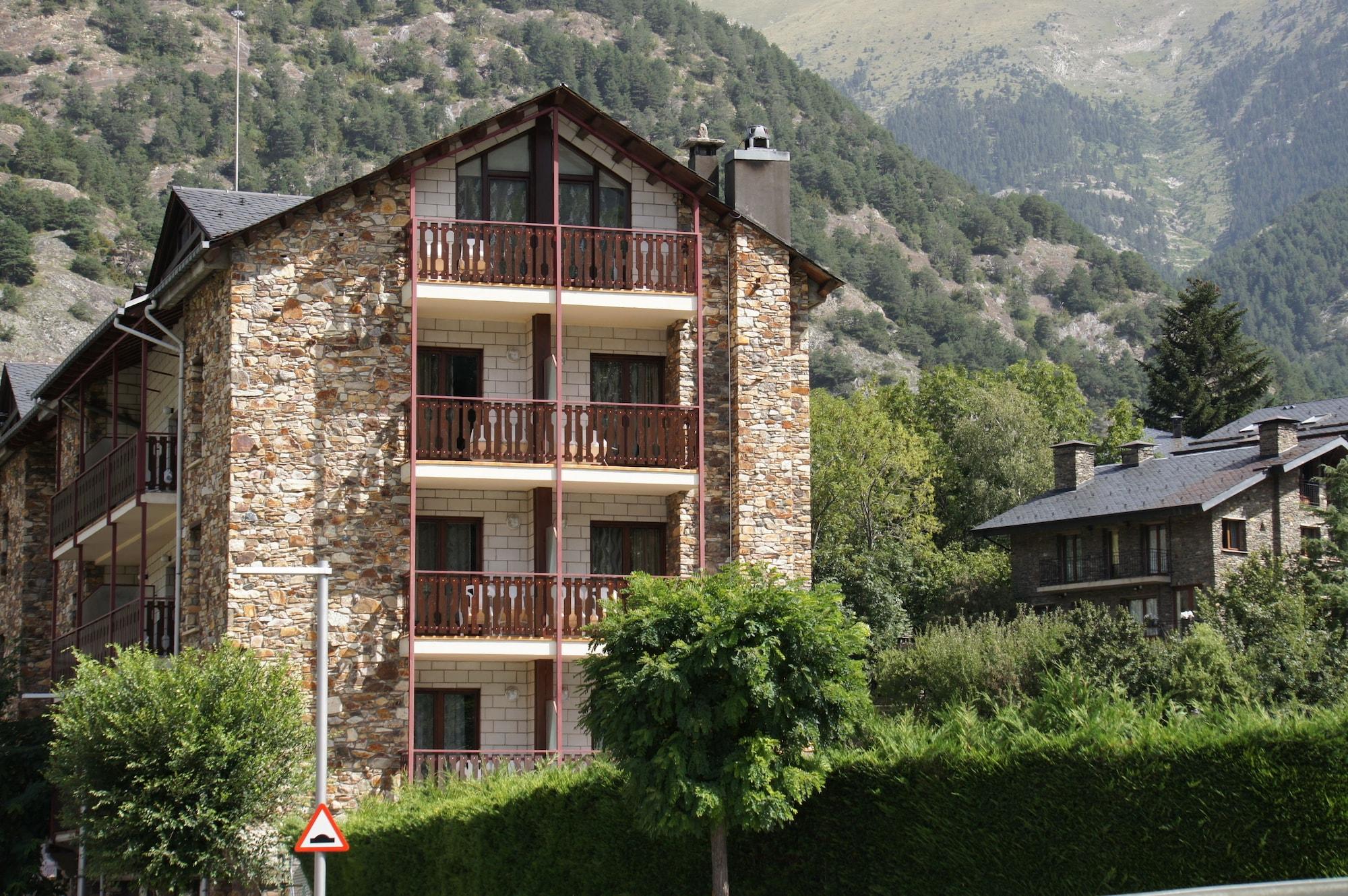 Vista Exterior Hotel la Planada