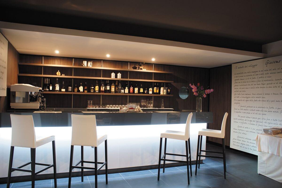 Bar/Salón Hotel Leopardi