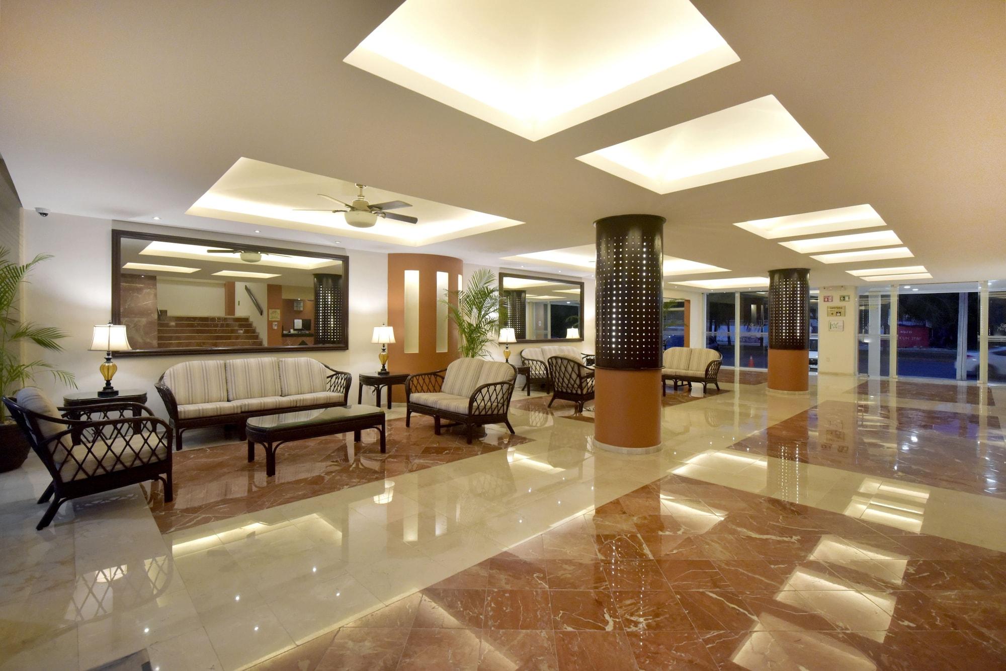 Vista Exterior Hotel Bonampak