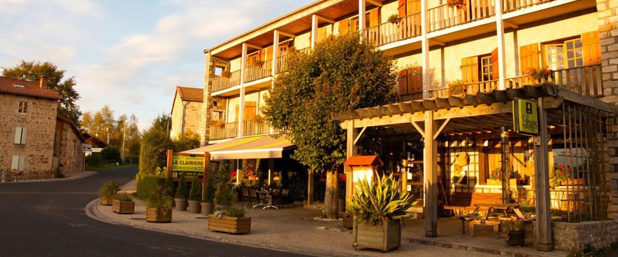 Varios Hôtel la Clairière