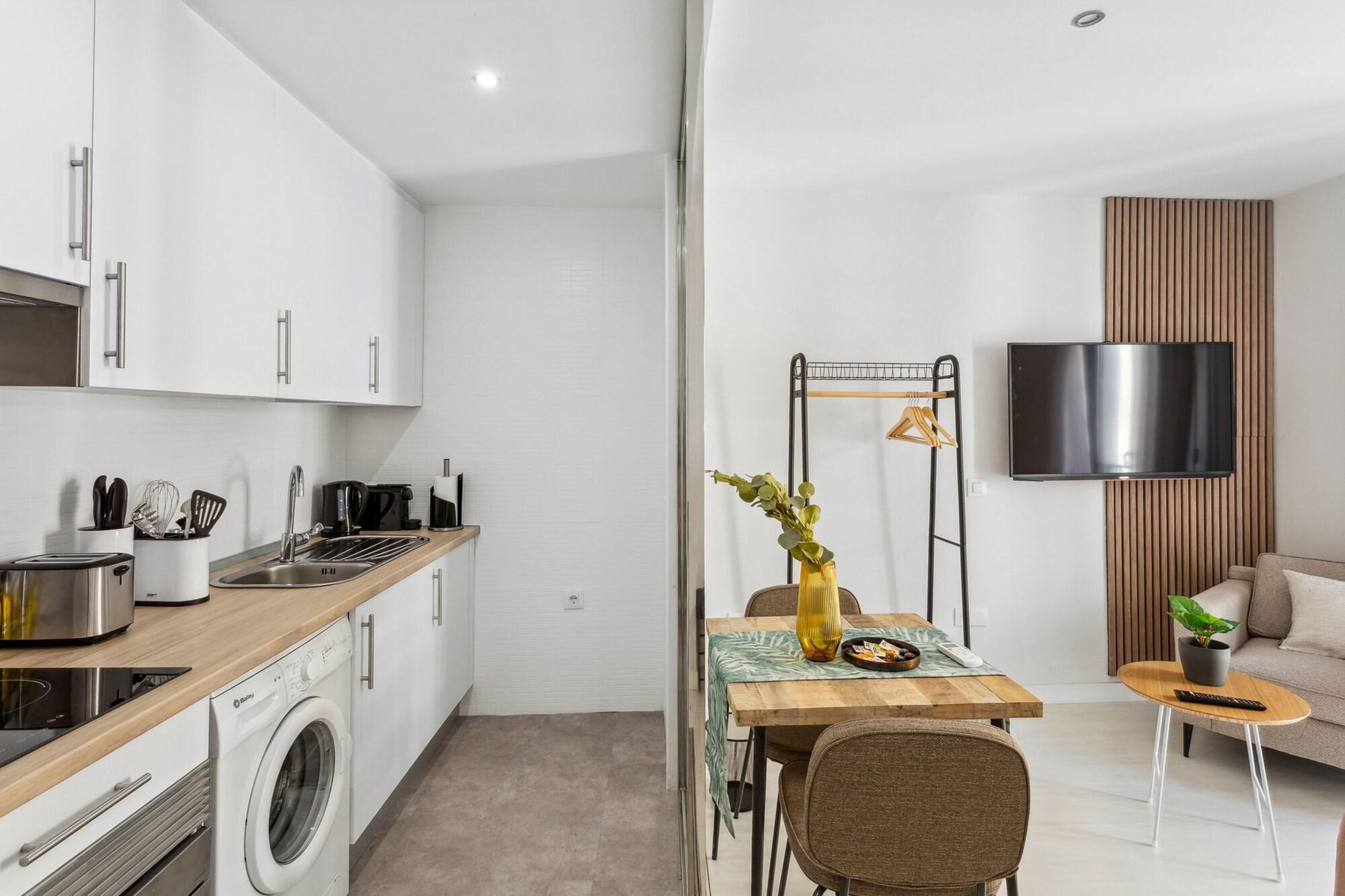 Equipamiento de Habitación limehome Madrid Calle de la Paloma