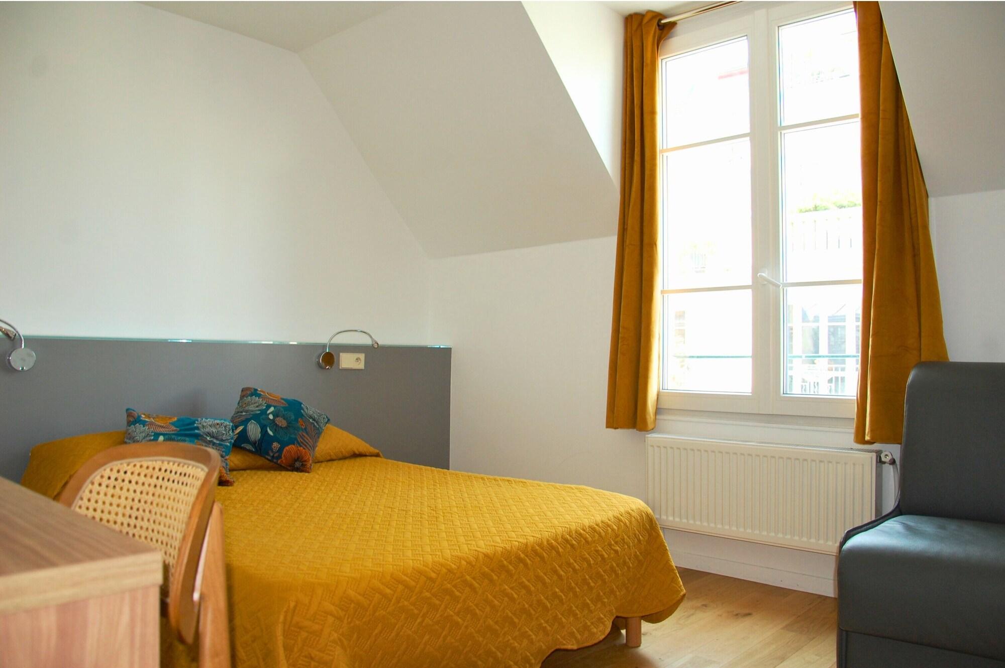 Varios Hôtel Jean Bart