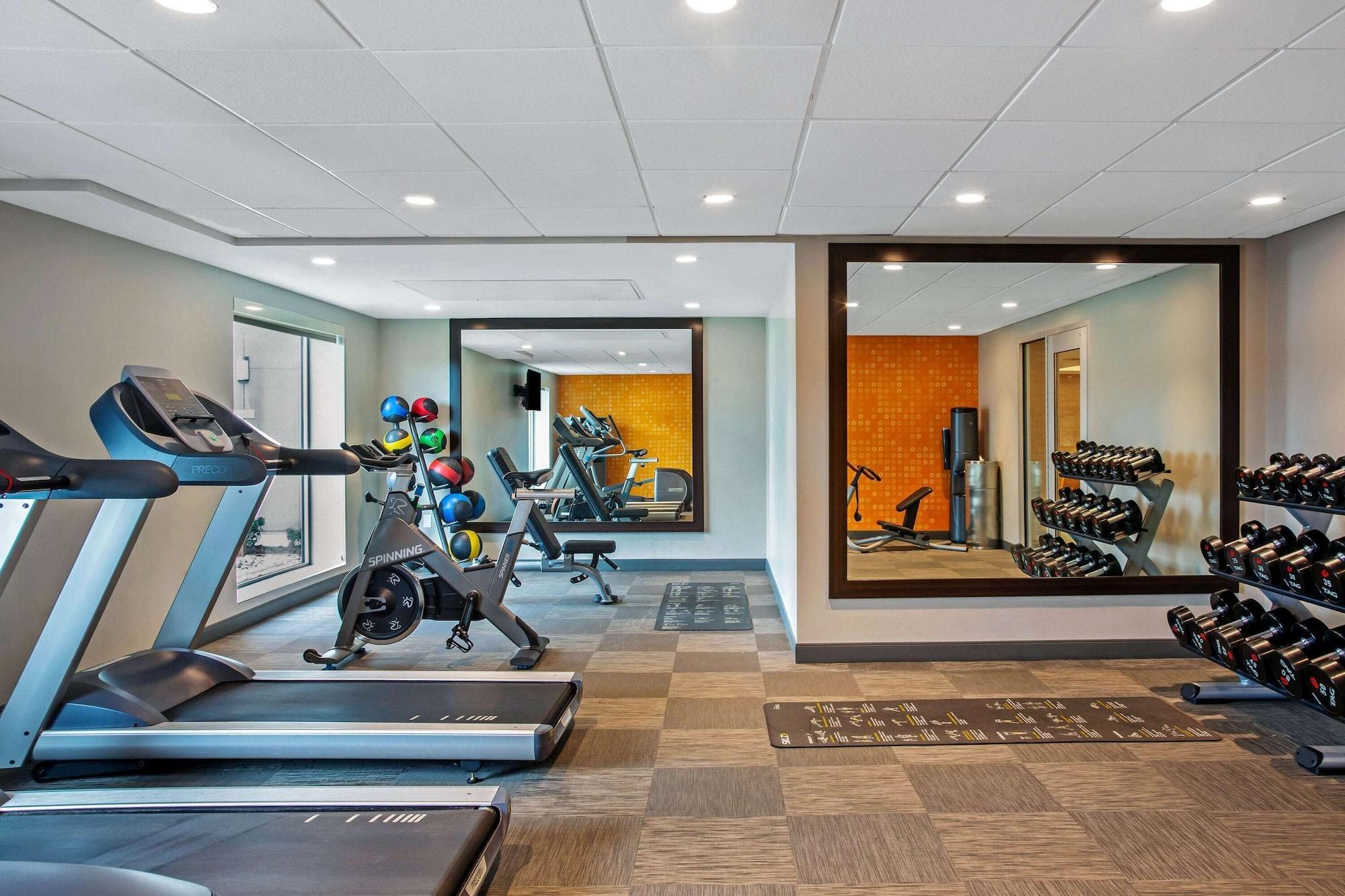 Gimnasio La Quinta Inn & Suites by Wyndham San Francisco Airport N