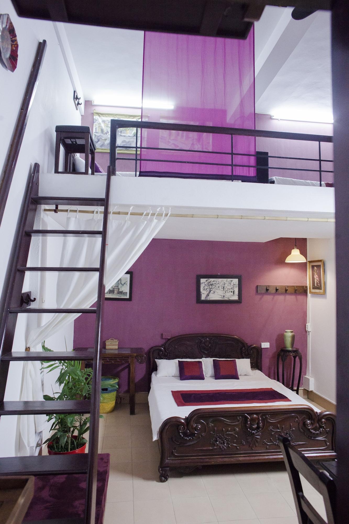 Varios NQ Vintage House