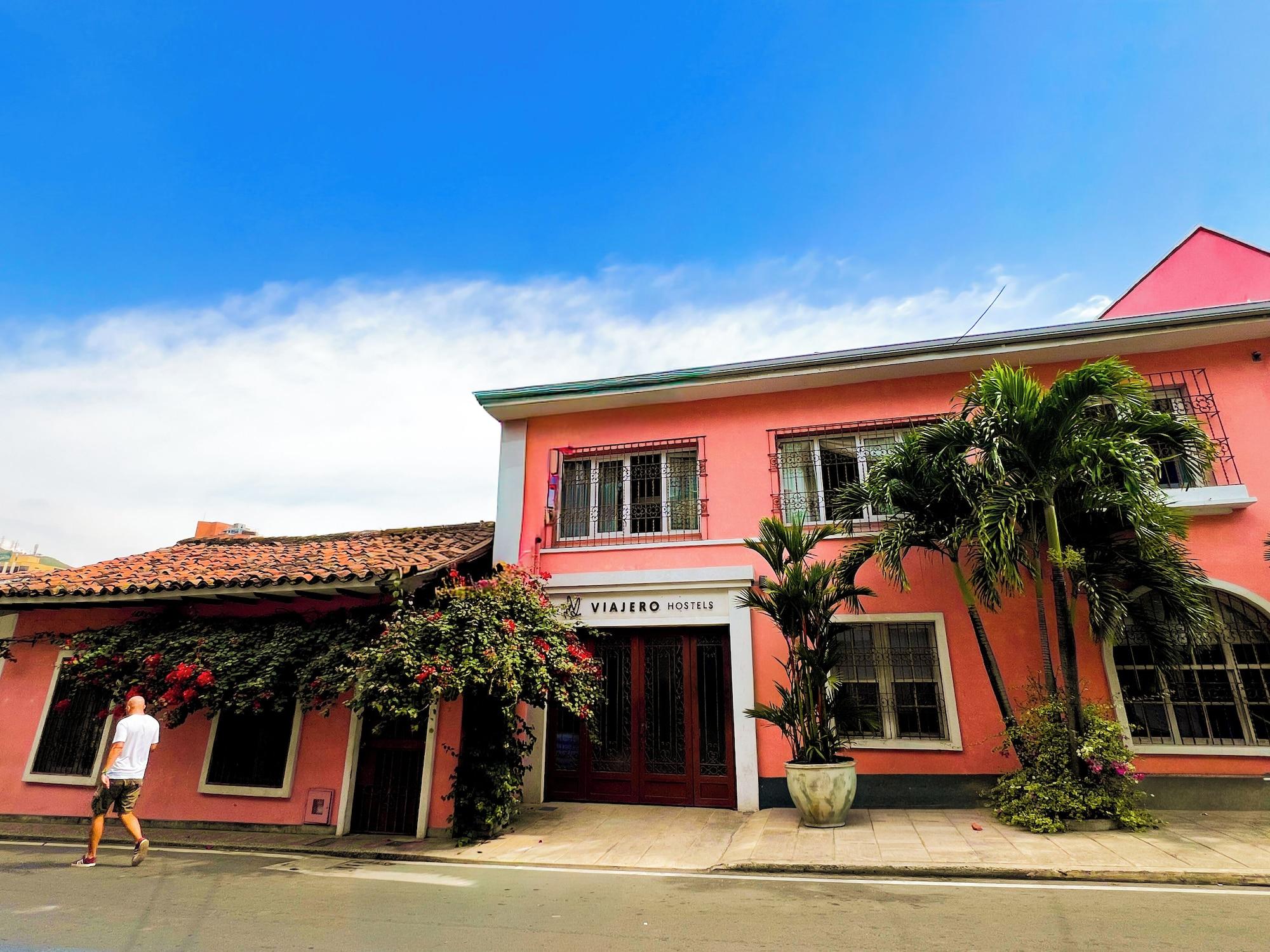 Vista Exterior Viajero Cali Hostel & Salsa School