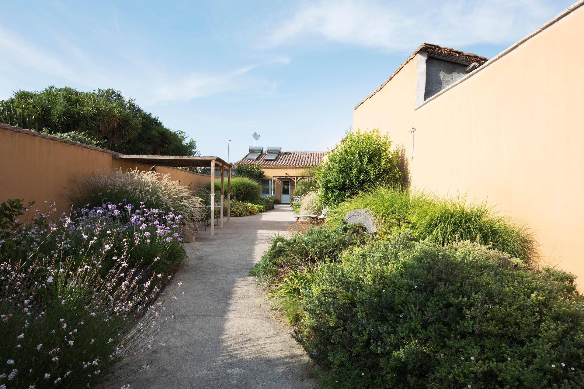 Vista Exterior Aquae Sinis Albergo Diffuso