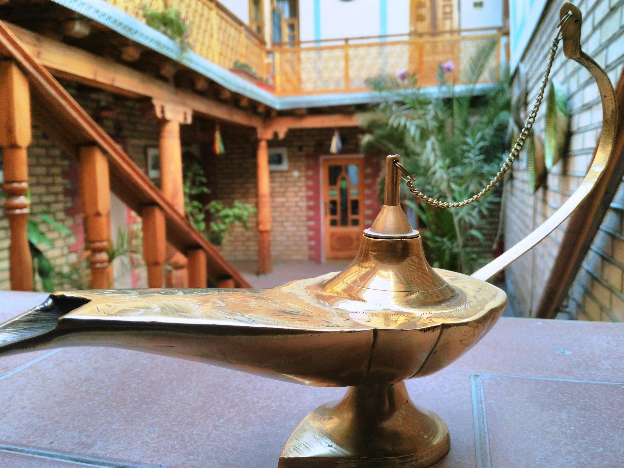 Varios Amelia Boutique Hotel