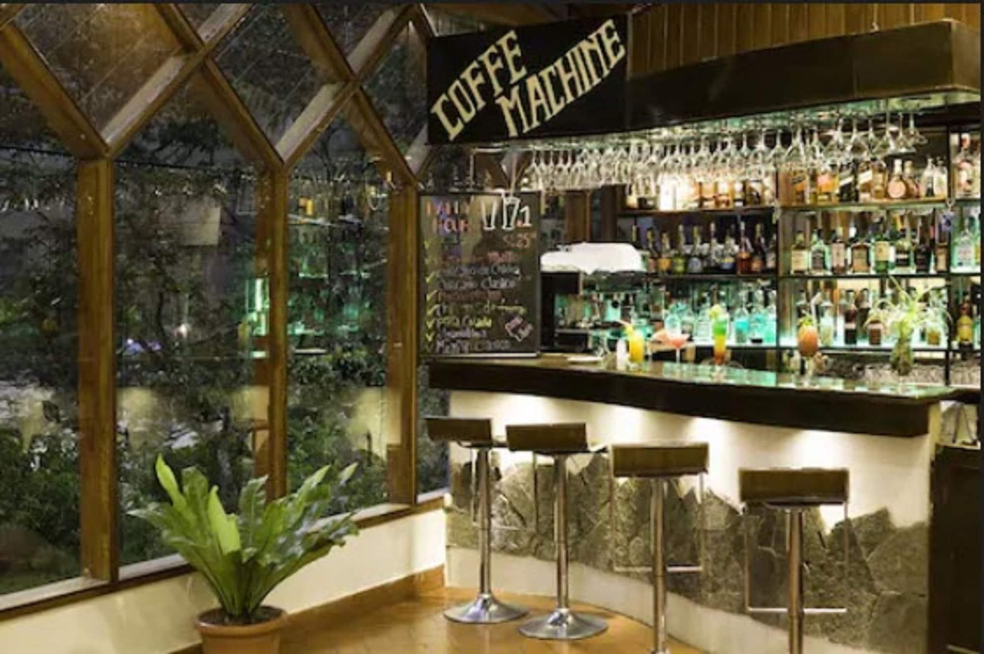 Bar/Salón Hotel Santuario Machu Picchu