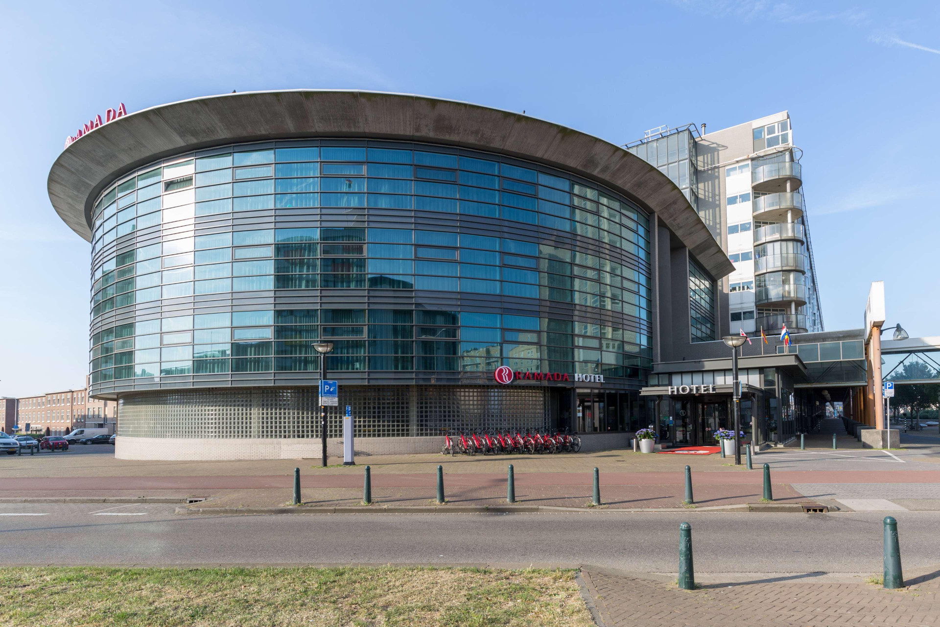 Vista Exterior Ramada The Hague Scheveningen