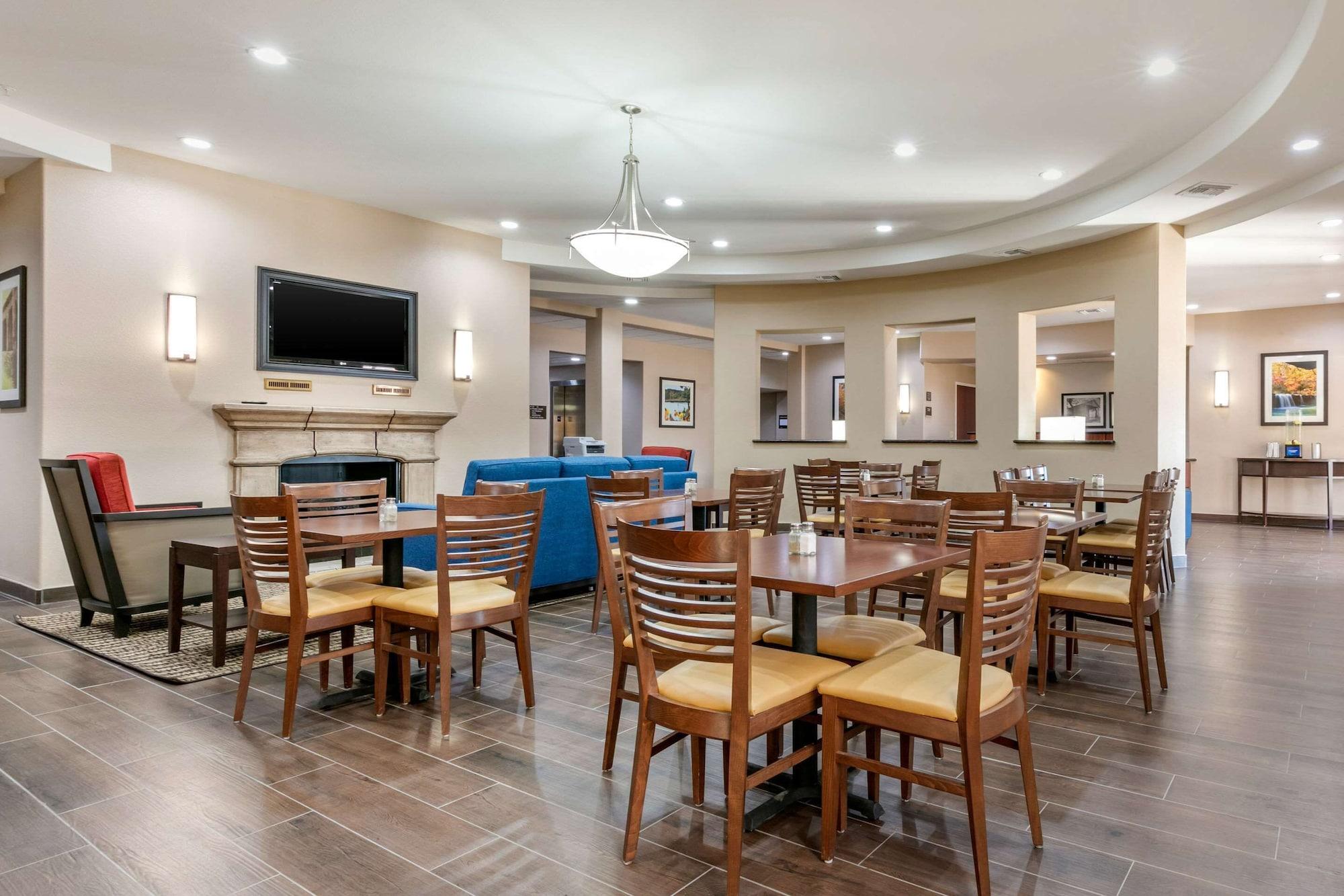 Restaurant Comfort Inn & Suites Van Buren - Fort Smith