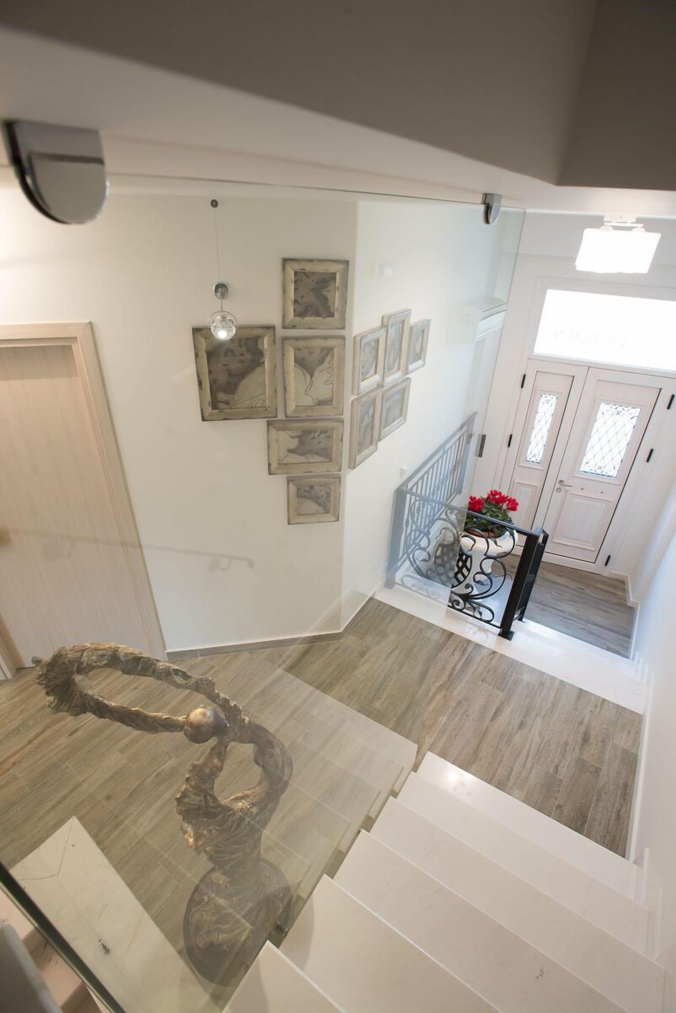 Varios Villa Vilielmini