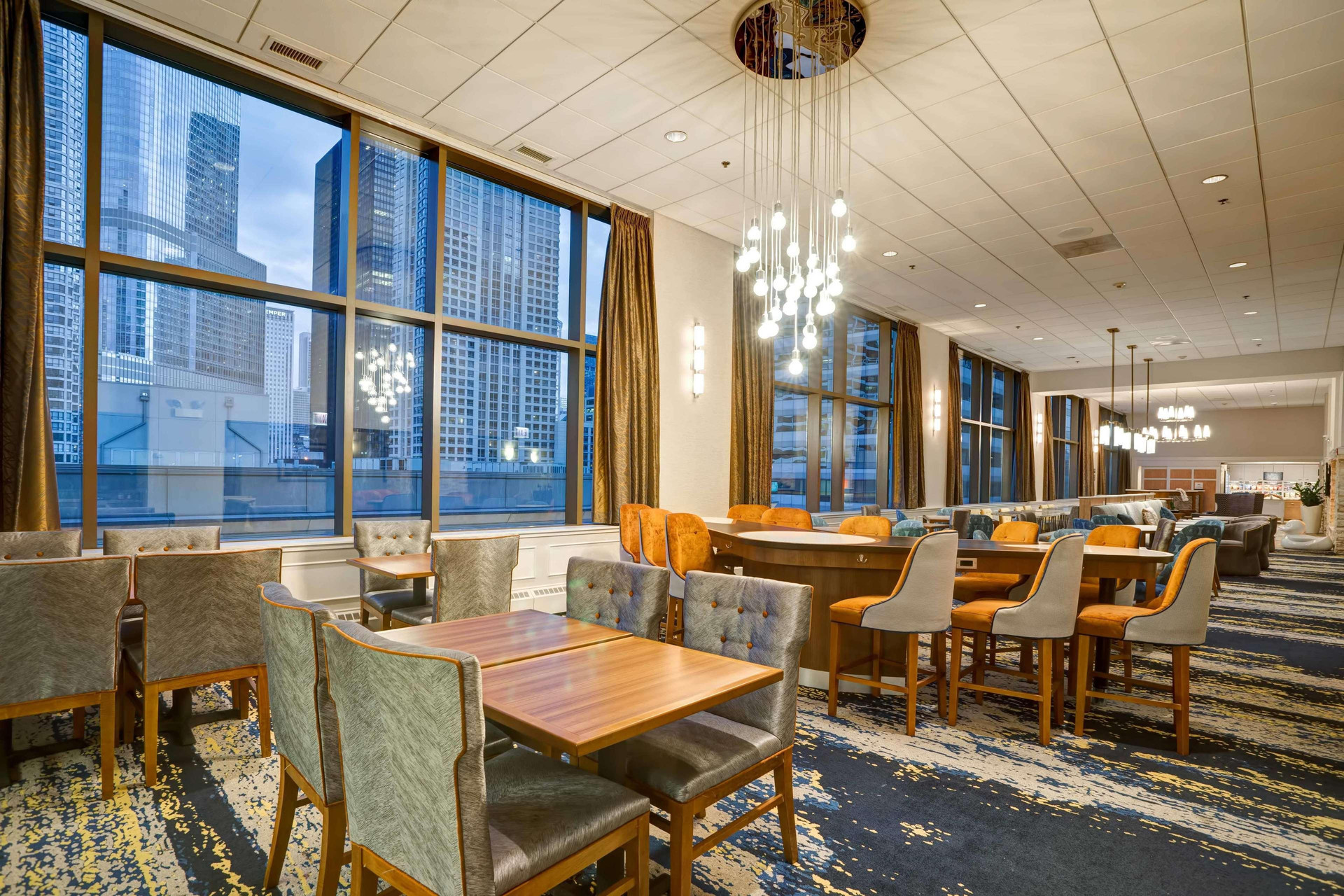 Vista Lobby Homewood Suites by Hilton Chicago-Downtown