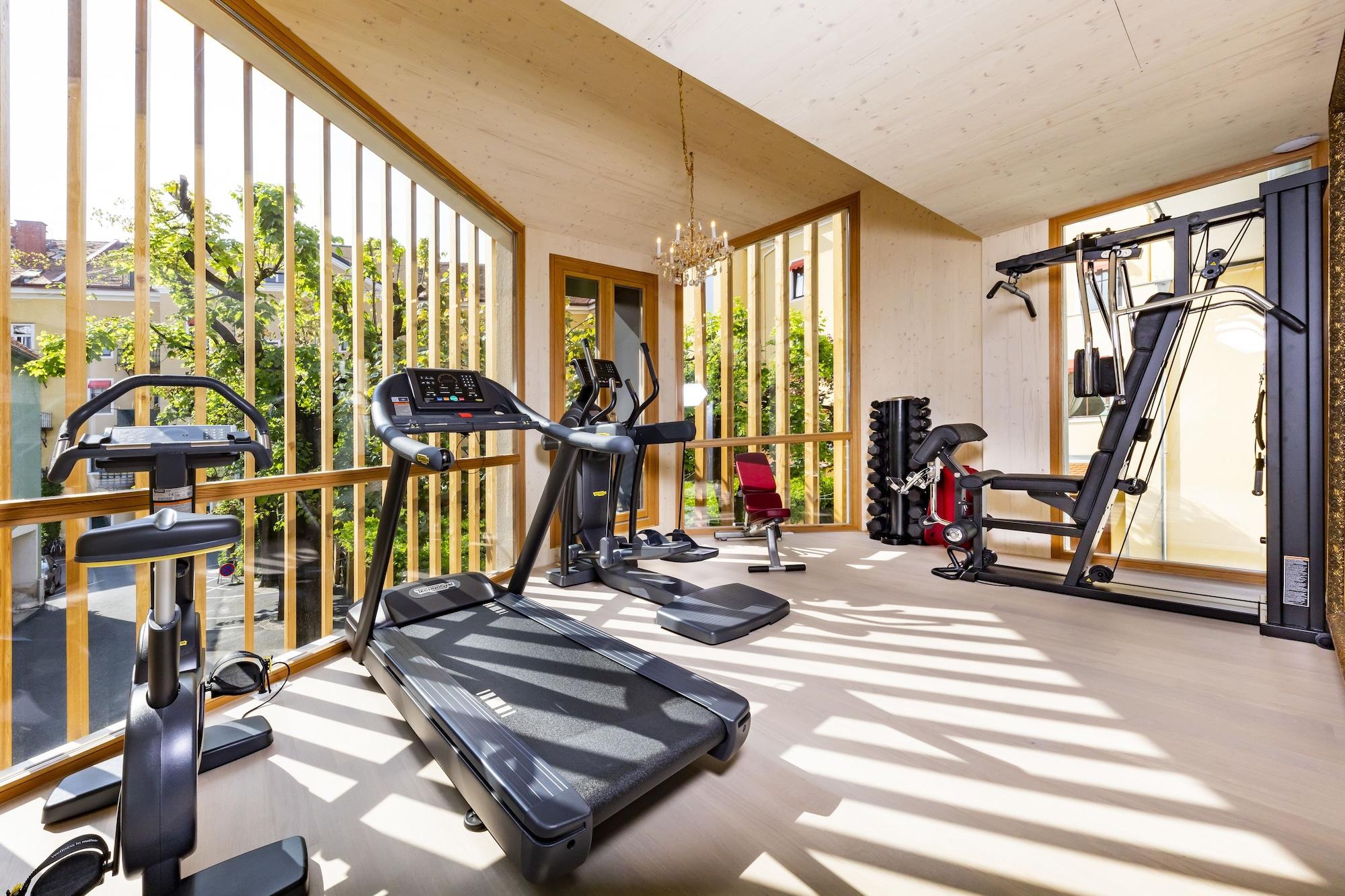 Gimnasio Parkhotel Graz - Traditional Luxury